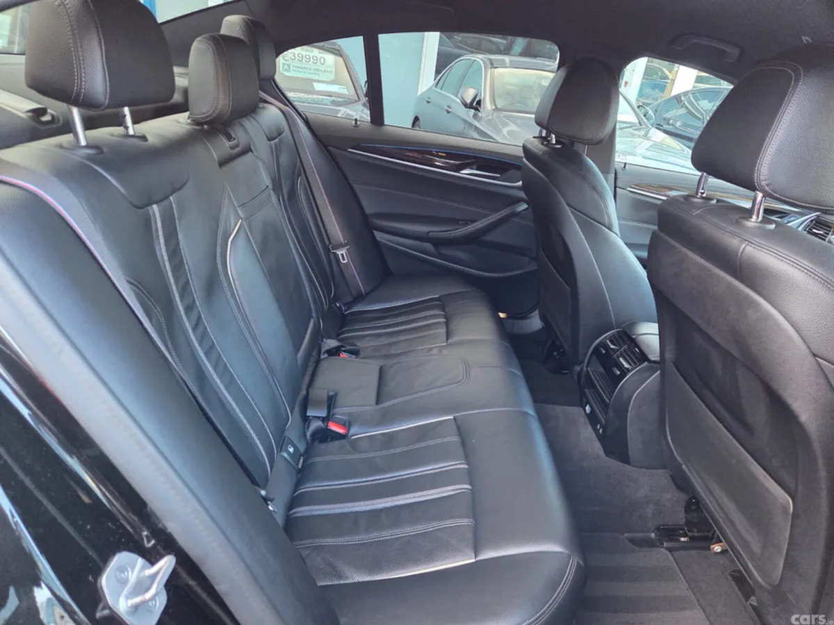BMW 5-Series Saloon, Petrol Plug-in Hybrid, 2023, Black