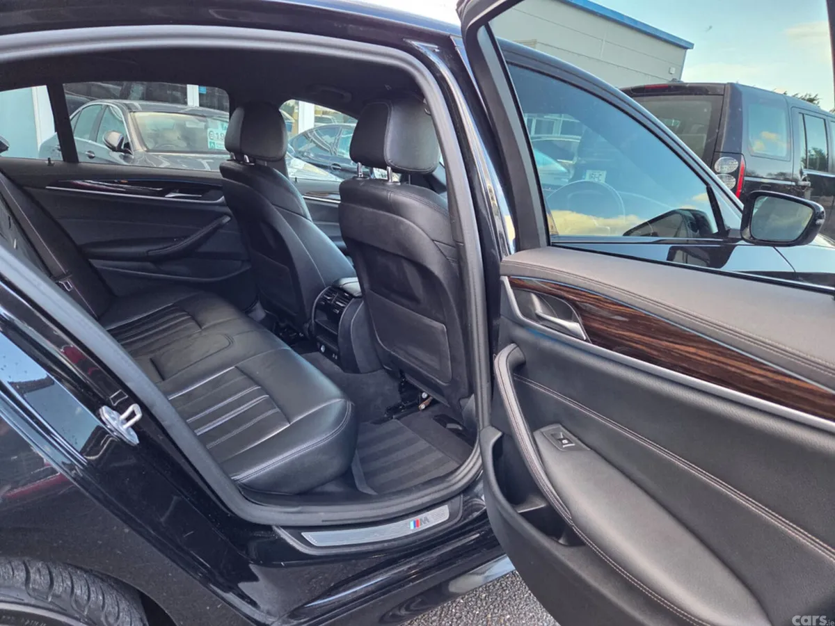 BMW 5-Series Saloon, Petrol Plug-in Hybrid, 2023, Black