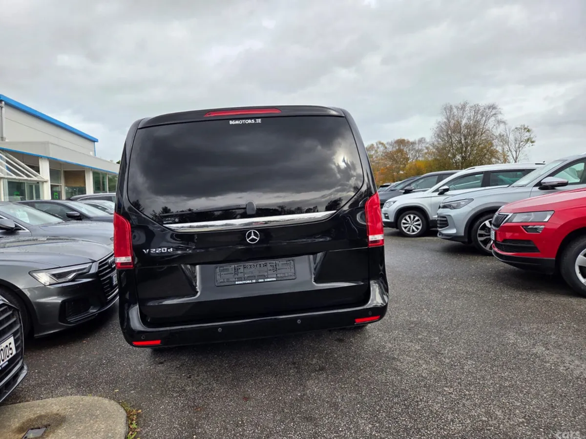 Mercedes-Benz V-Class Minibus, Diesel, 2019, Black