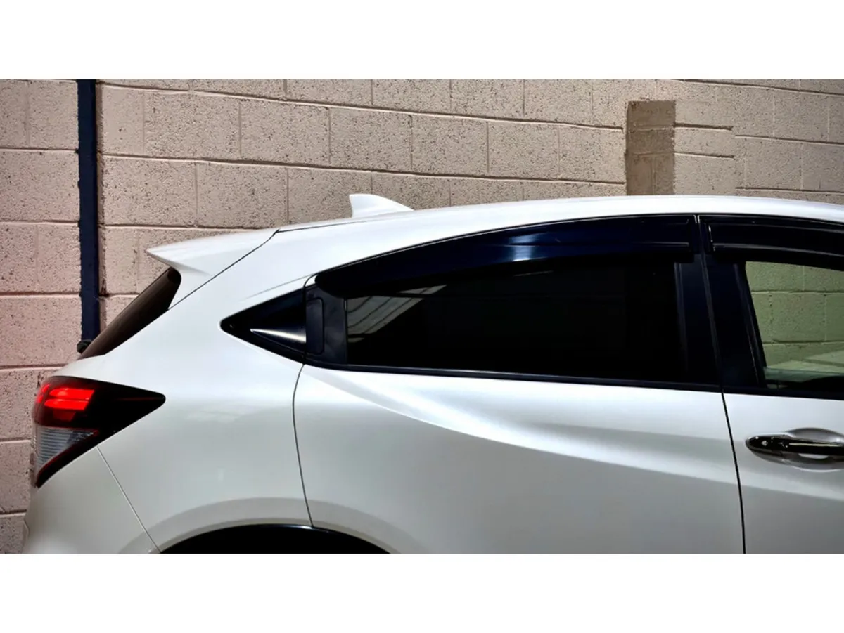 Honda Vezel SUV, Petrol Hybrid, 2017, White