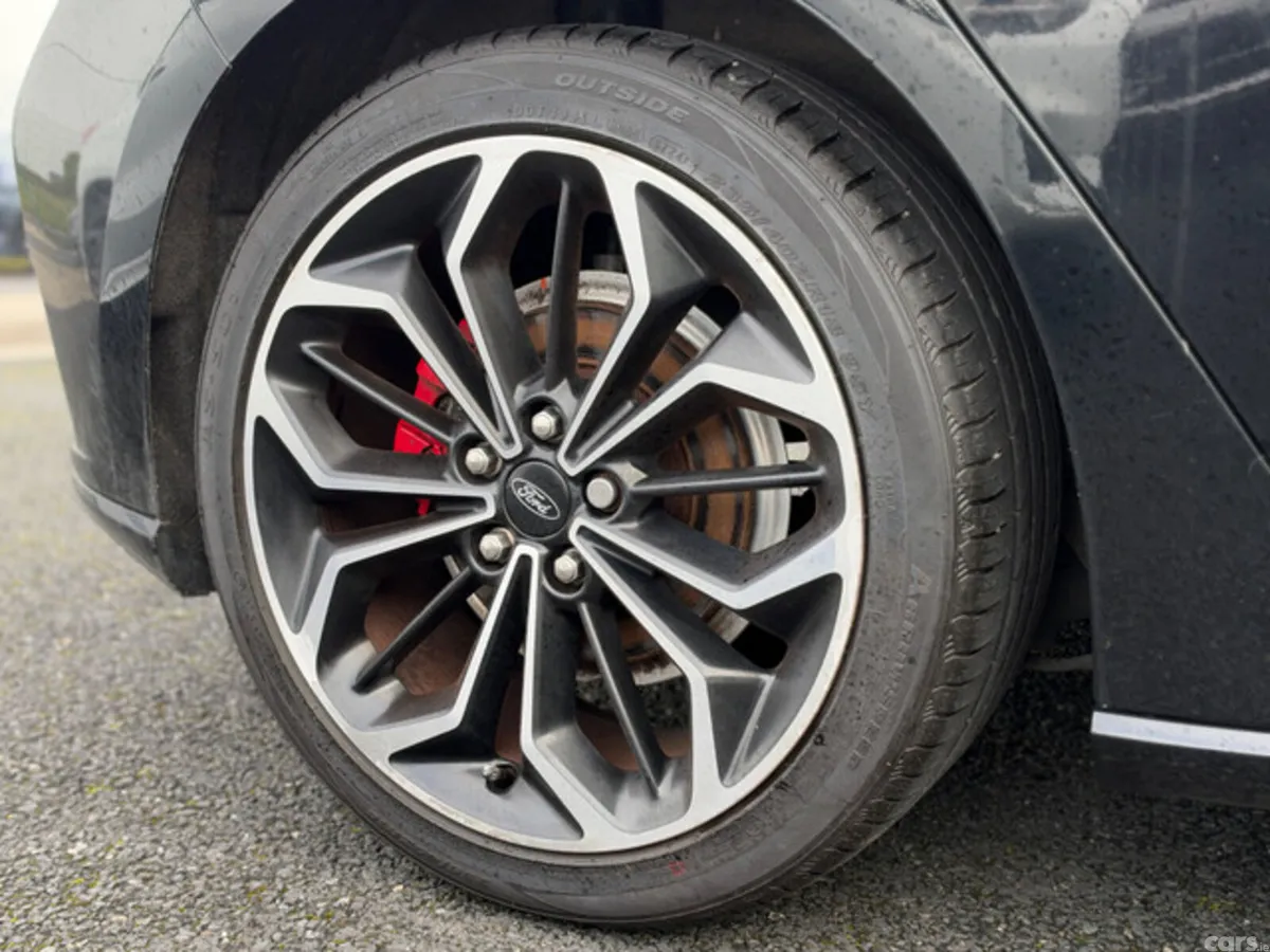 Ford Focus Hatchback, Diesel, 2019, Black