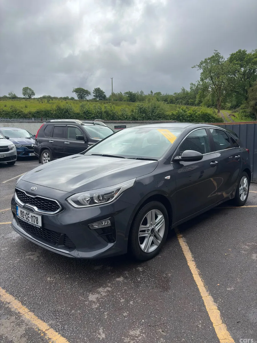 Kia XCeed Hatchback, Diesel, 2019, Grey