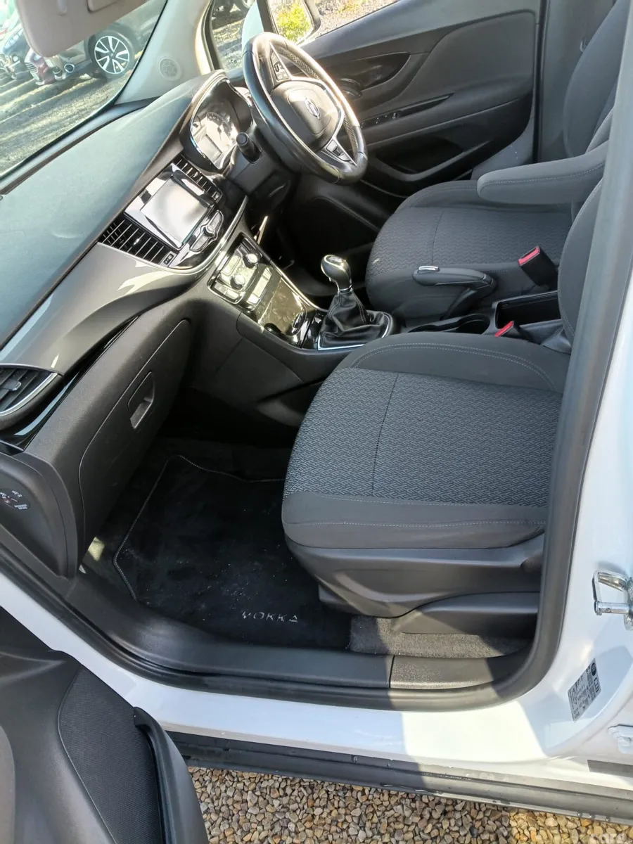 Opel Mokka SUV, Petrol, 2018, White