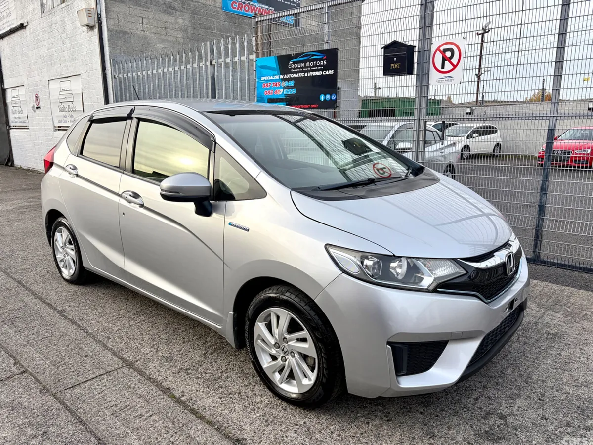 Honda Fit Hatchback, Petrol Hybrid, 2016, Silver