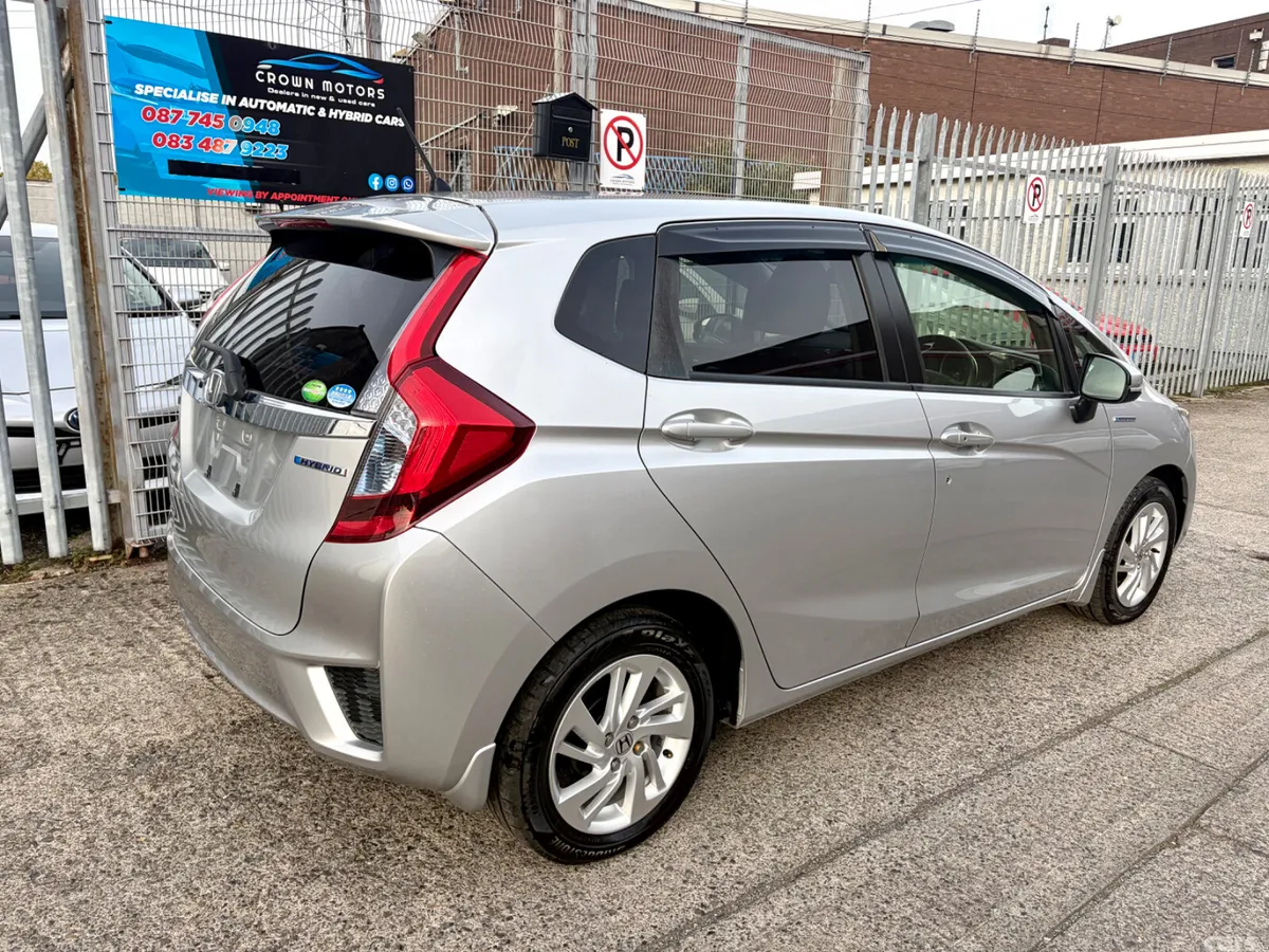Honda Fit Hatchback, Petrol Hybrid, 2016, Silver