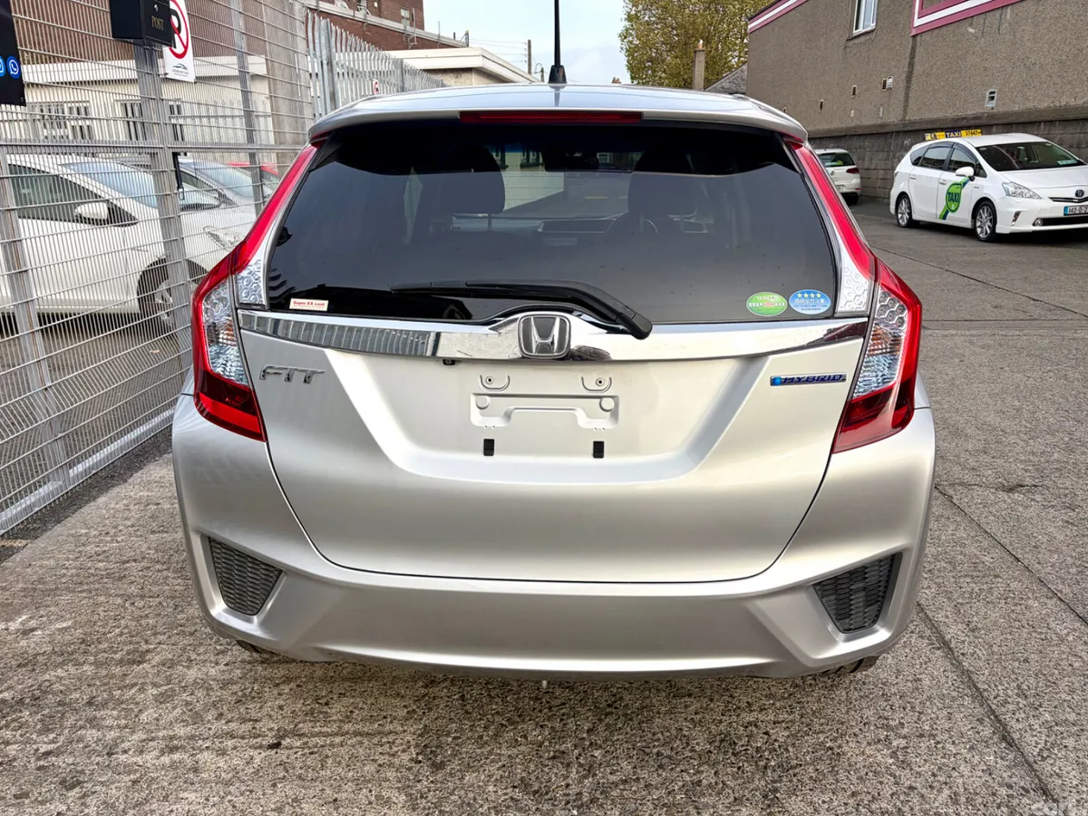 Honda Fit Hatchback, Petrol Hybrid, 2016, Silver