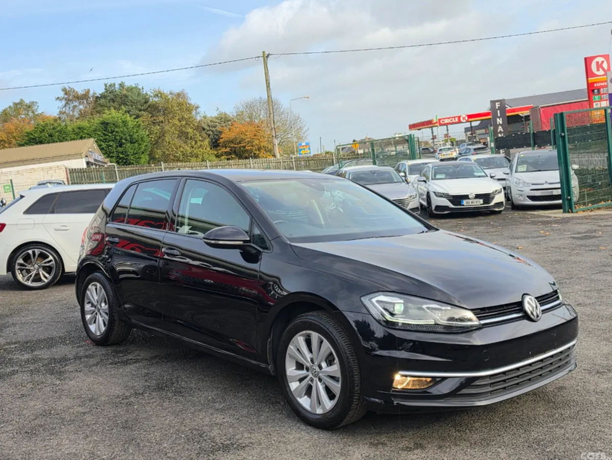 Volkswagen Golf Hatchback, Petrol, 2017, Black