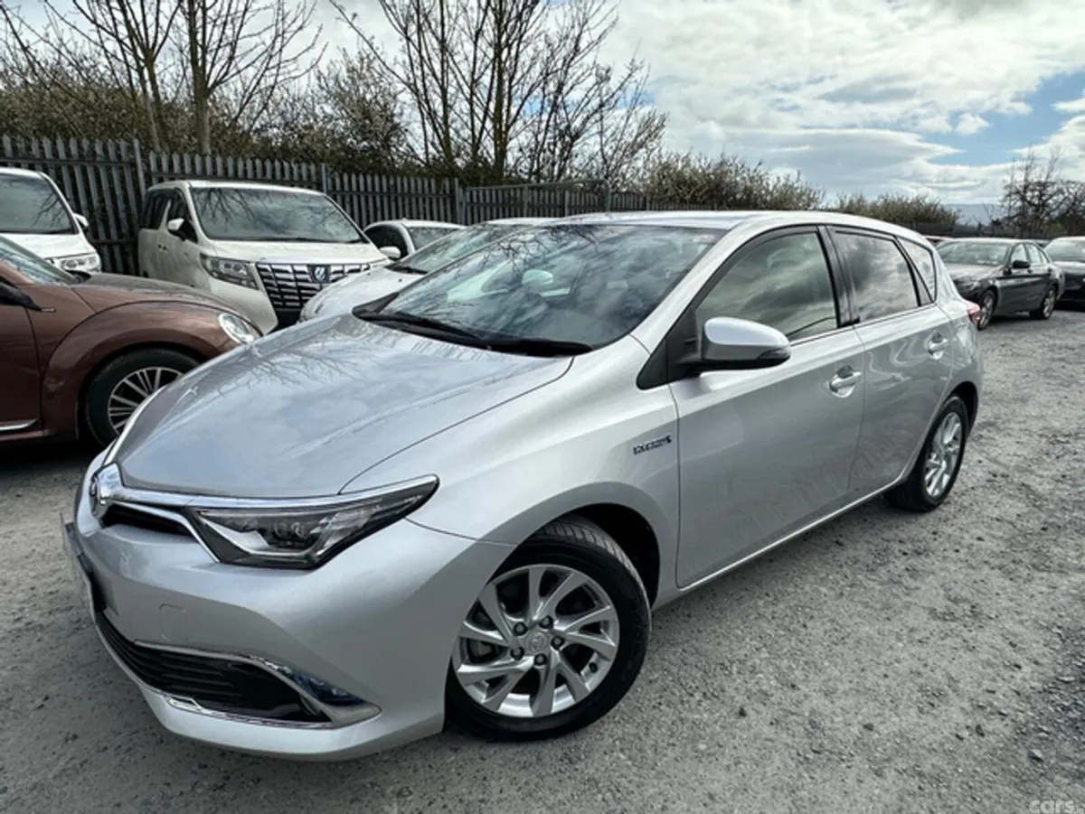 Toyota Auris Hatchback, Petrol Hybrid, 2016, Silver