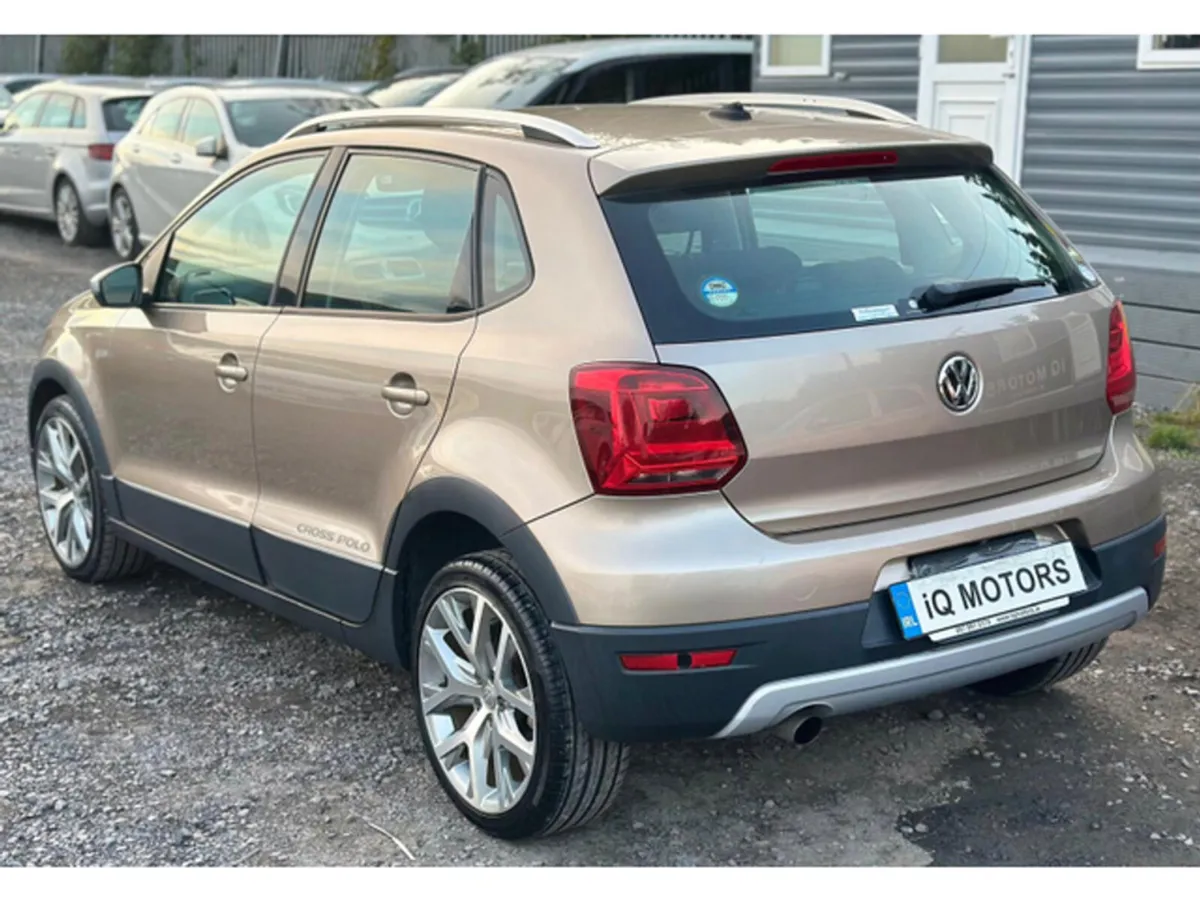 Volkswagen Polo Hatchback, Petrol, 2014, Beige