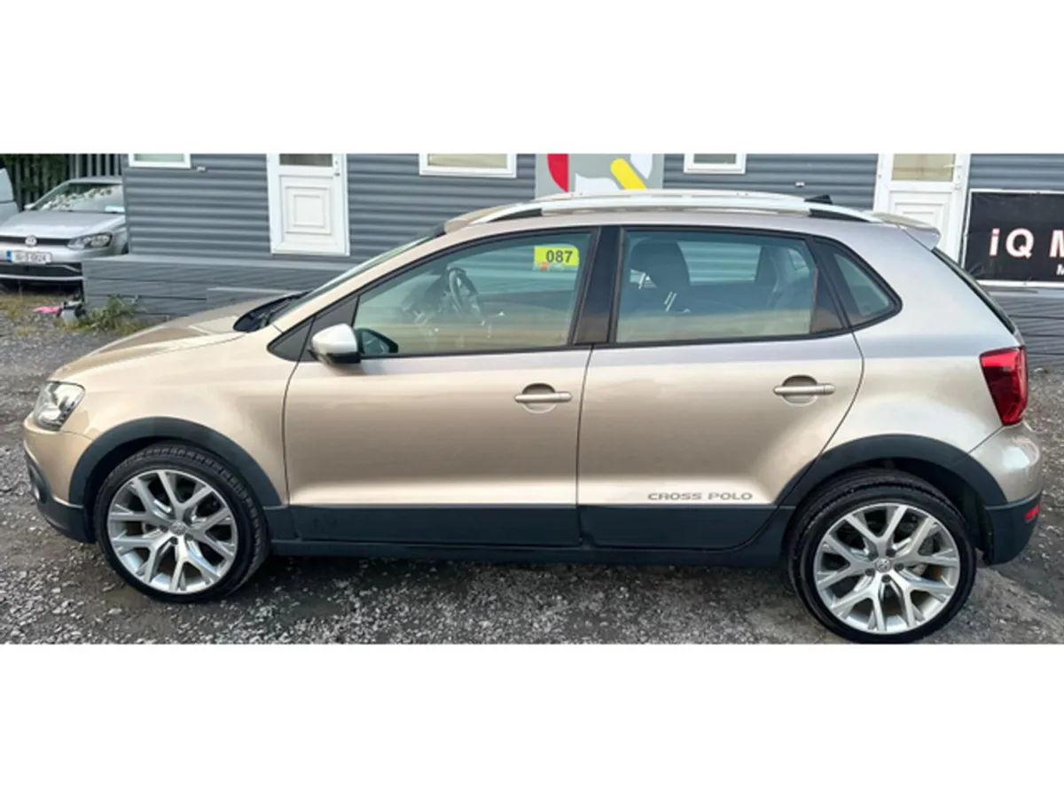 Volkswagen Polo Hatchback, Petrol, 2014, Beige
