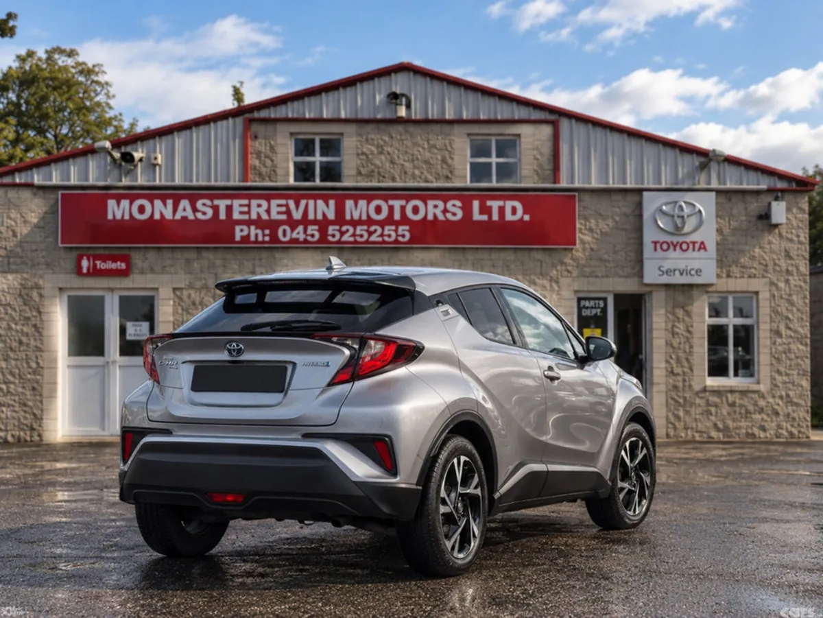 Toyota C-HR Hatchback, Petrol Hybrid, 2022, Grey
