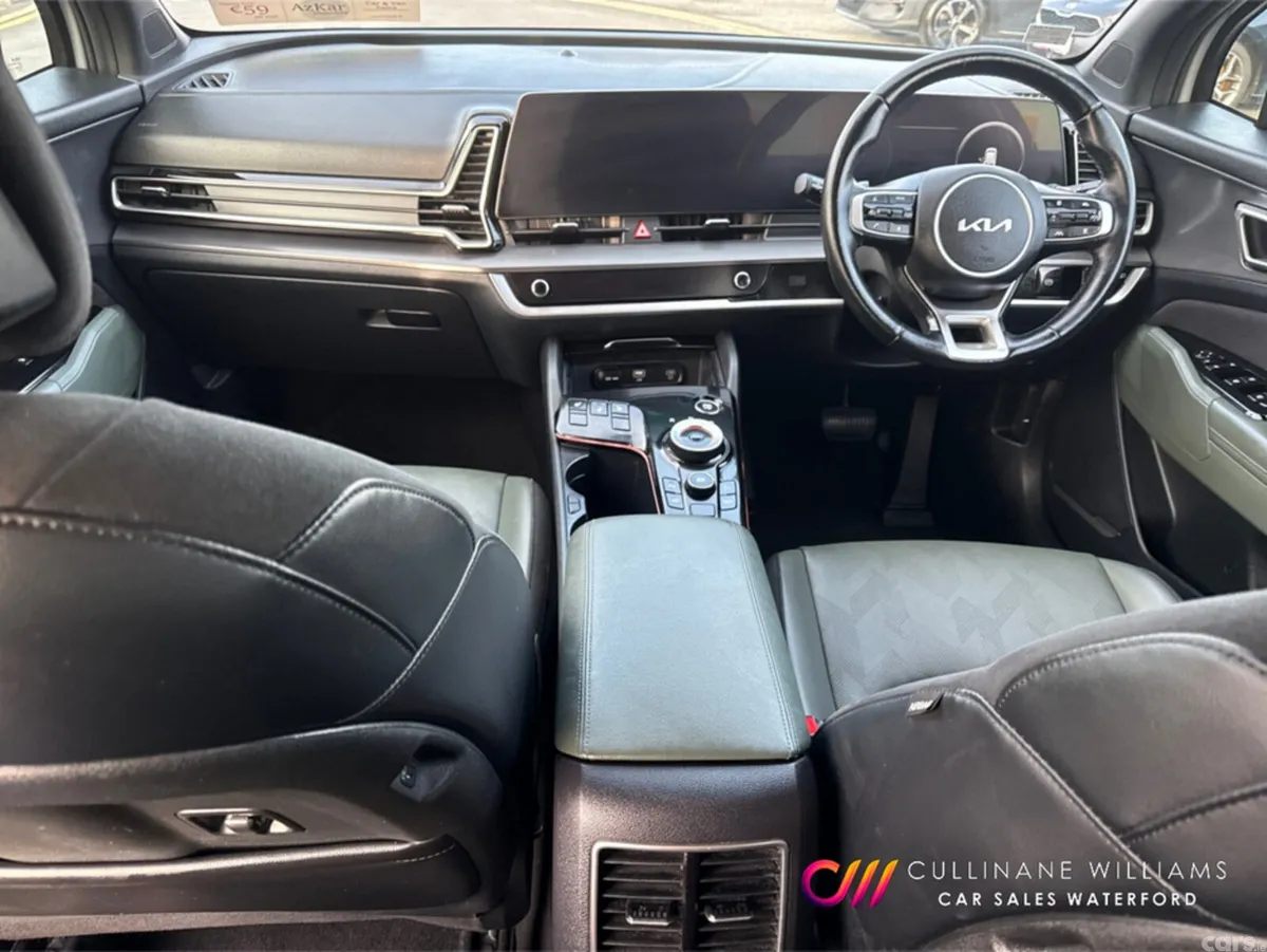 Kia Sportage SUV, Petrol Hybrid, 2024, Grey