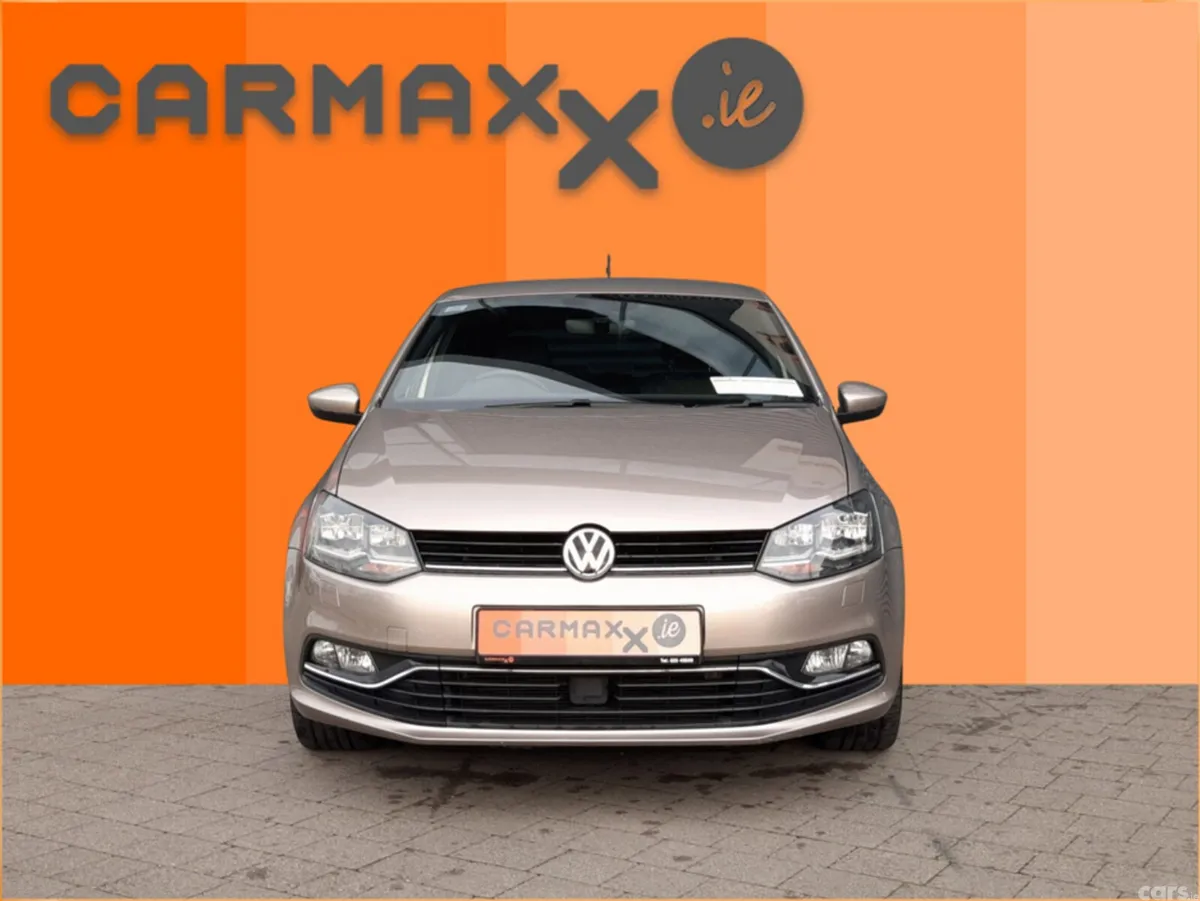 Volkswagen Polo Hatchback, Petrol, 2017, Beige