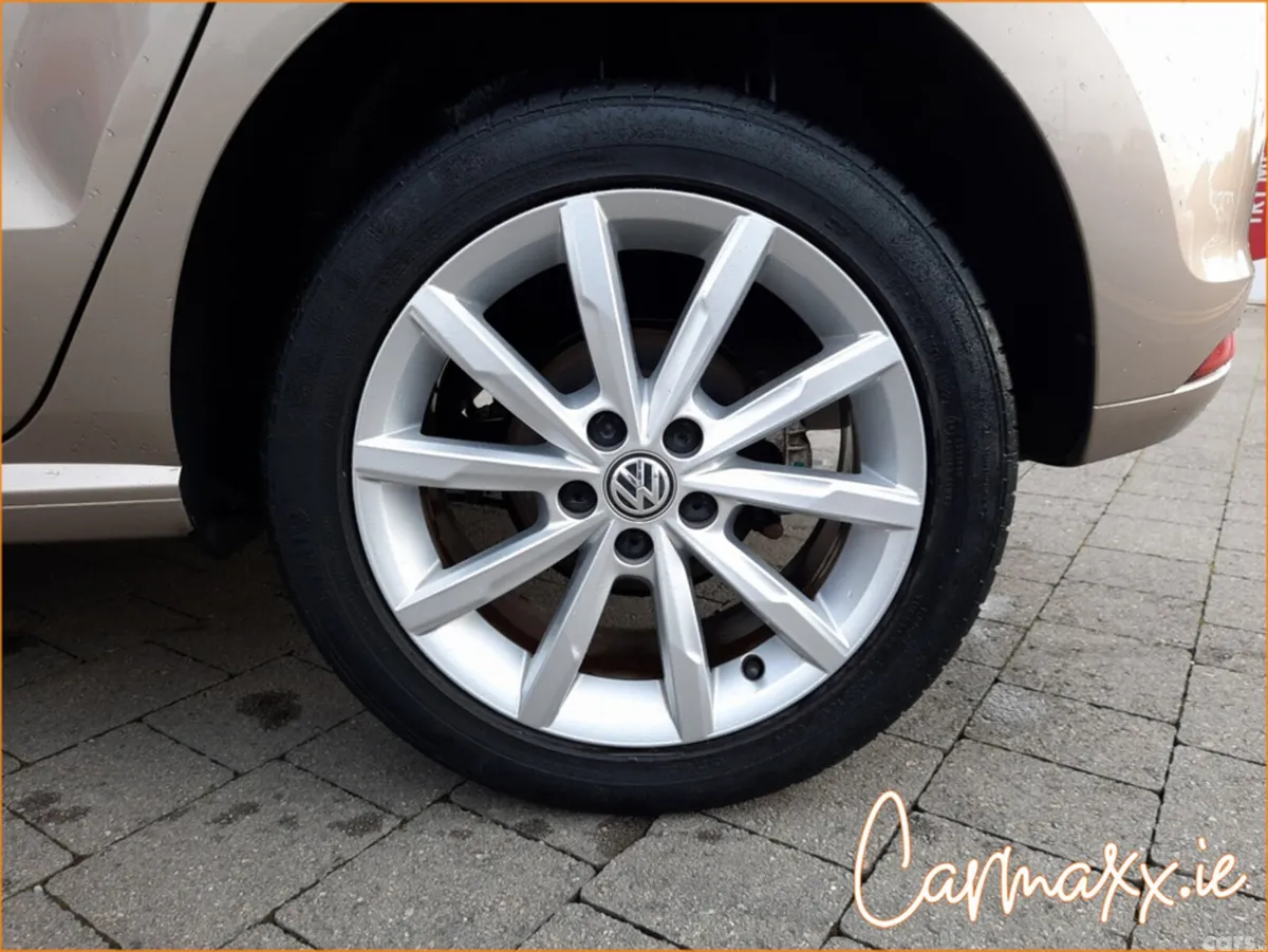Volkswagen Polo Hatchback, Petrol, 2017, Beige