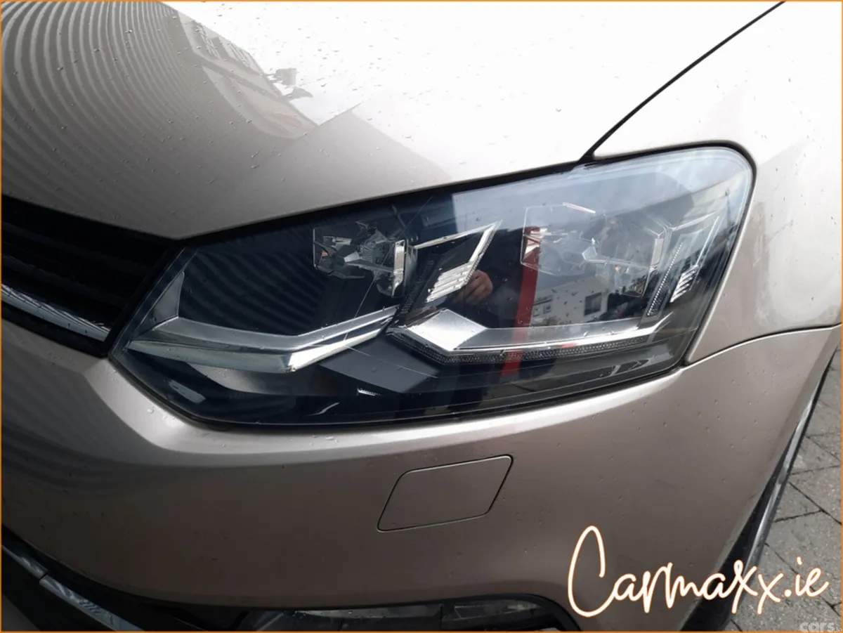 Volkswagen Polo Hatchback, Petrol, 2017, Beige