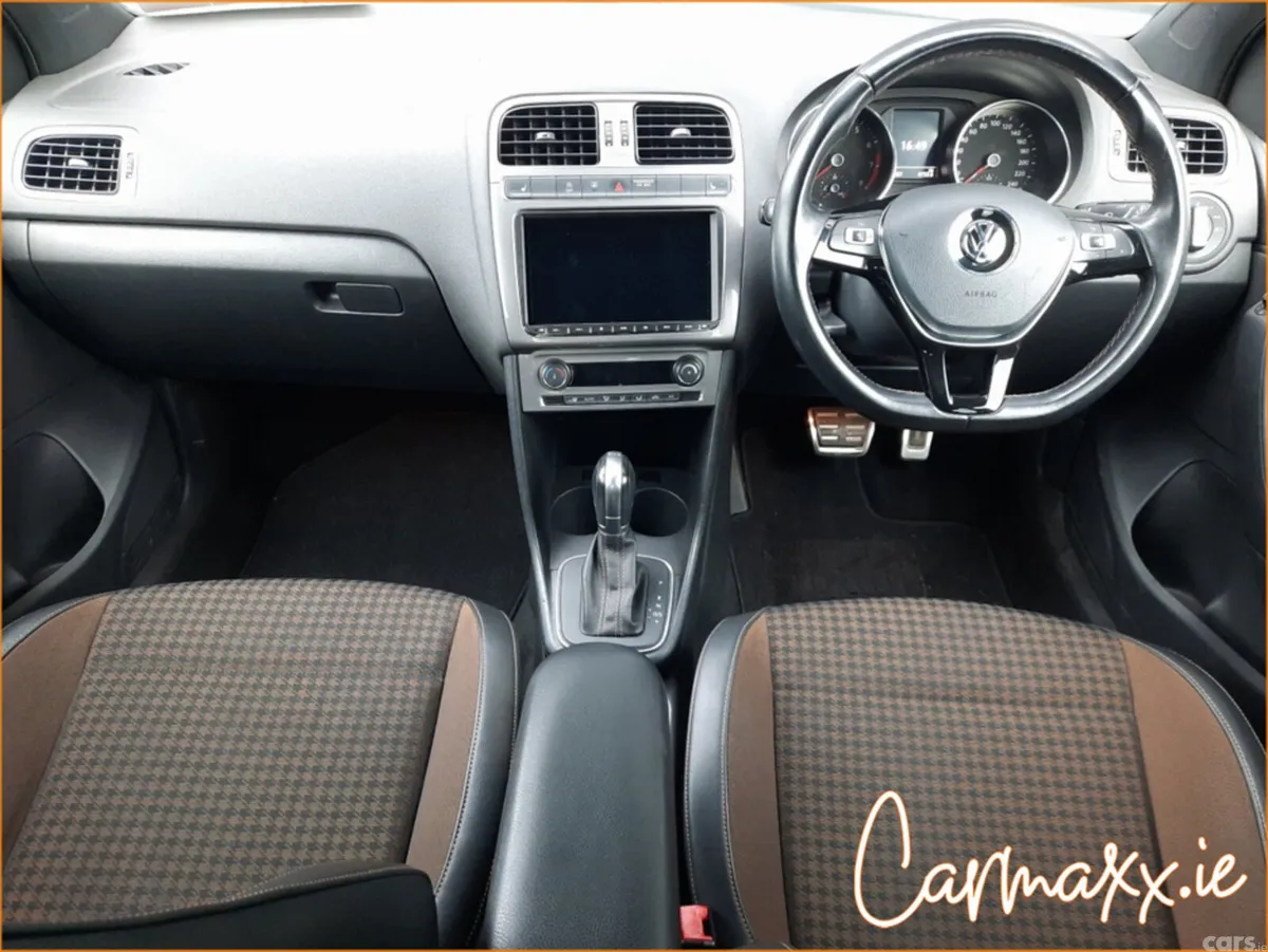 Volkswagen Polo Hatchback, Petrol, 2017, Beige