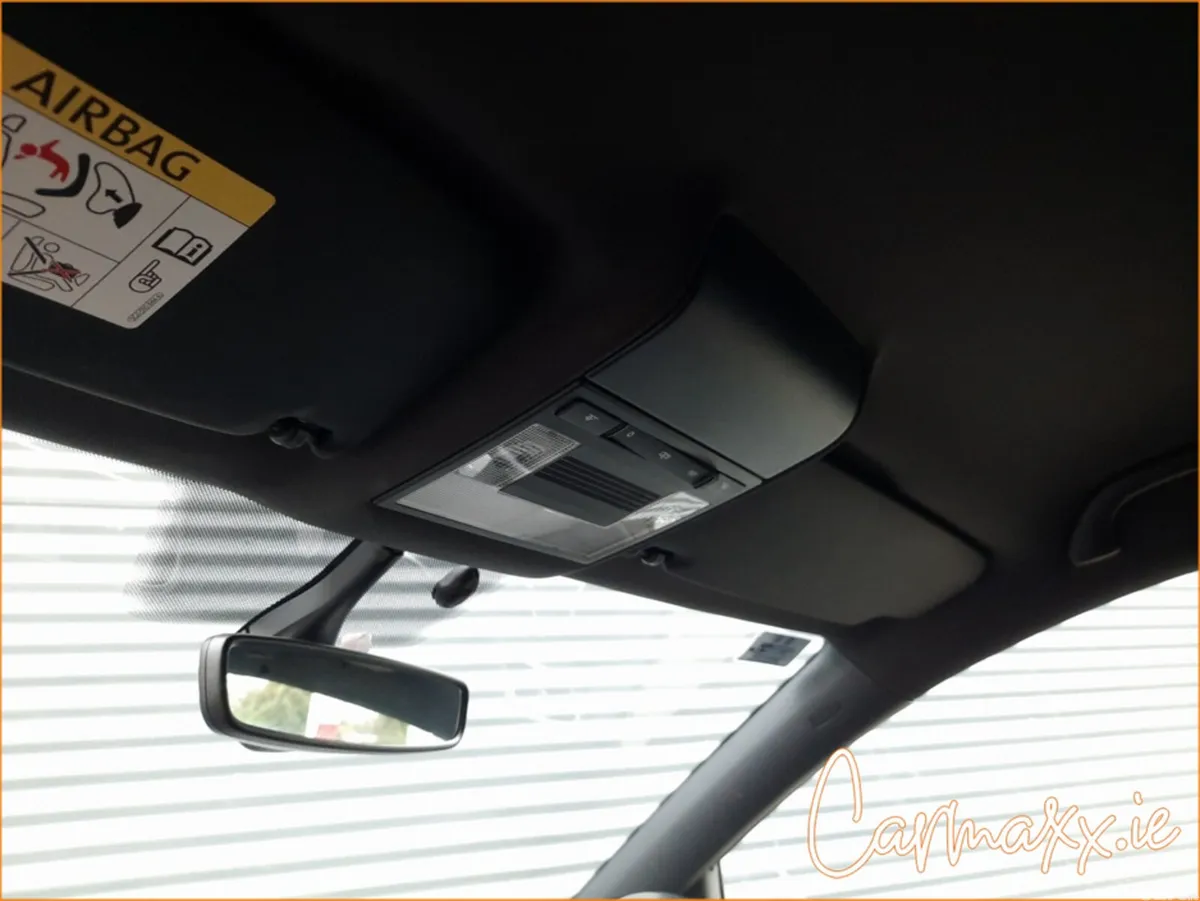 Volkswagen Polo Hatchback, Petrol, 2017, Beige