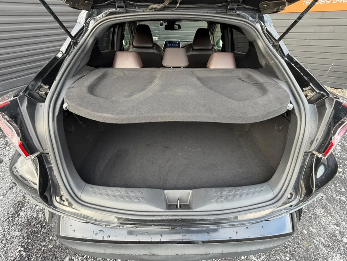 Toyota C-HR SUV, Petrol Hybrid, 2017, Black