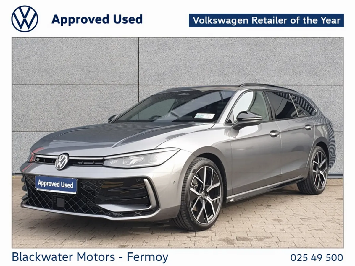 Volkswagen Passat Hatchback, Diesel, 2026, Grey