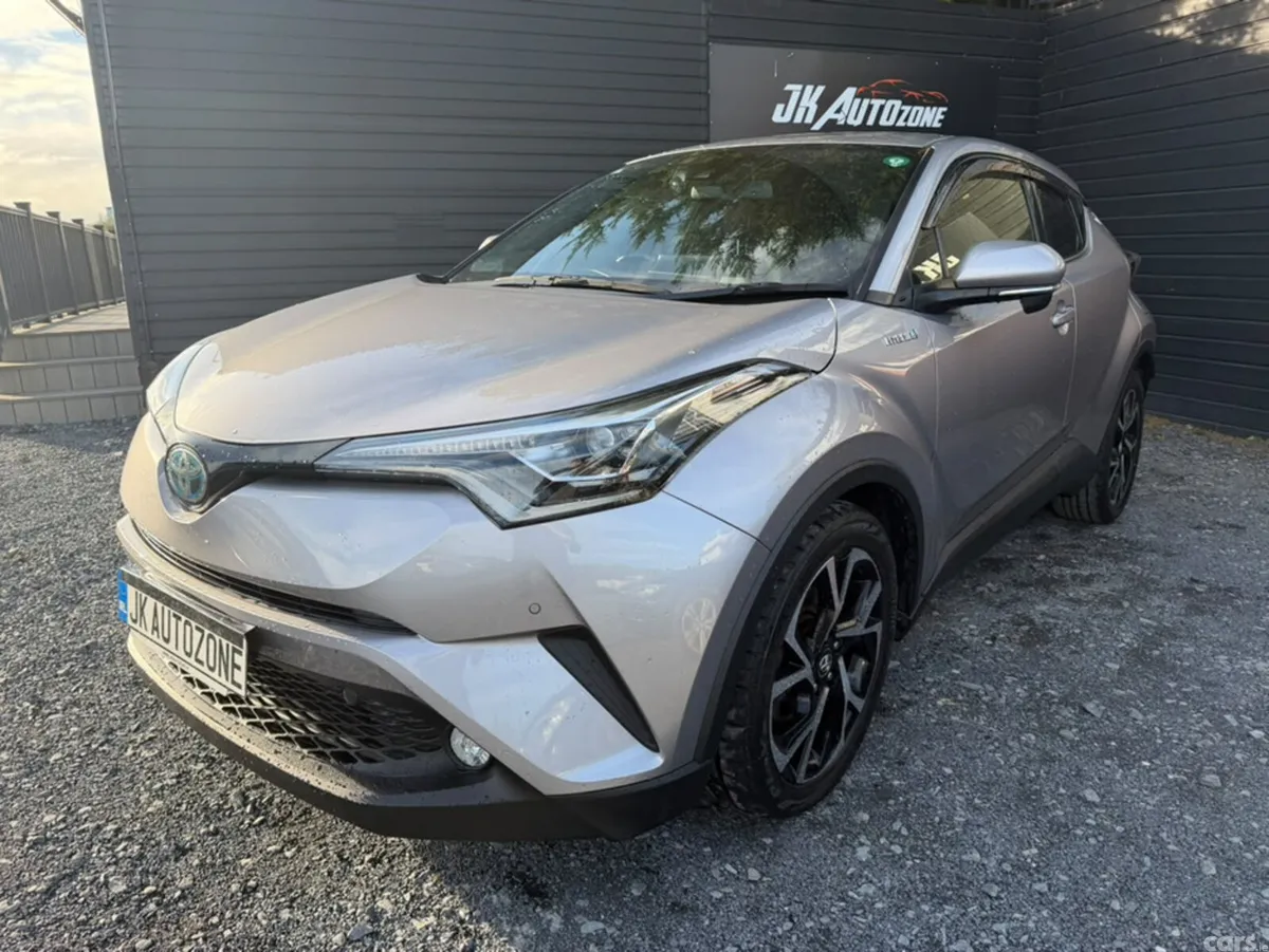 Toyota C-HR SUV, Petrol Hybrid, 2017, Silver