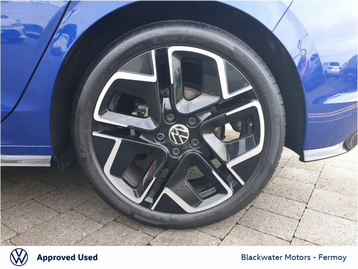 Volkswagen Golf Hatchback, Petrol, 2026, Blue