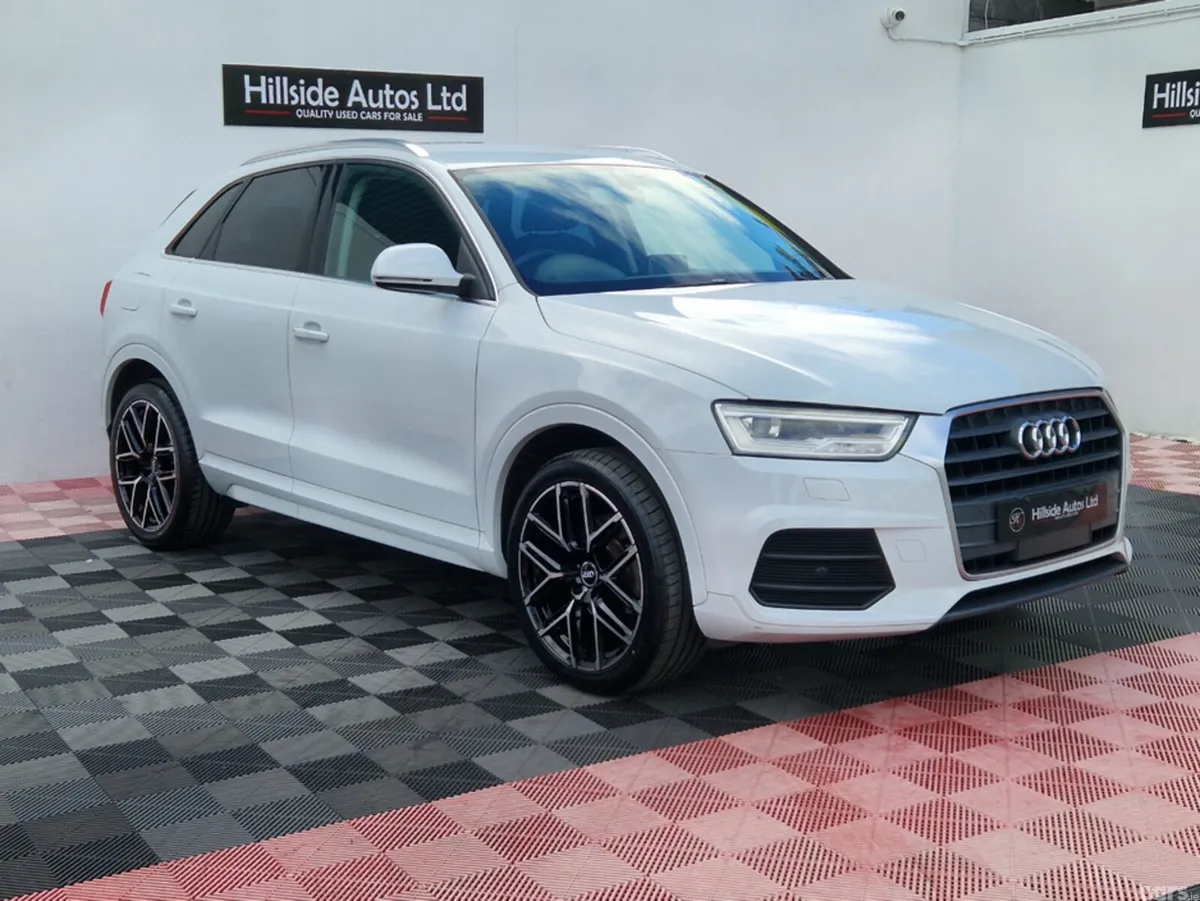 Audi Q3 MPV, Petrol, 2016, White