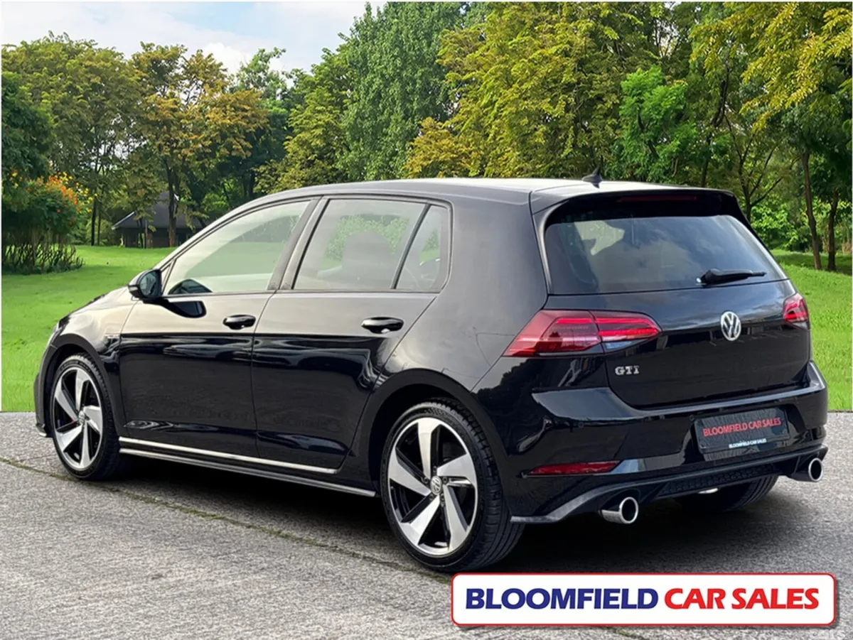 Volkswagen Golf Hatchback, Petrol, 2018, Black