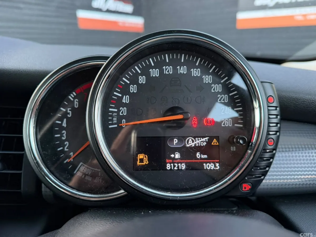 Mini Cooper Hatchback, Petrol, 2015, Beige