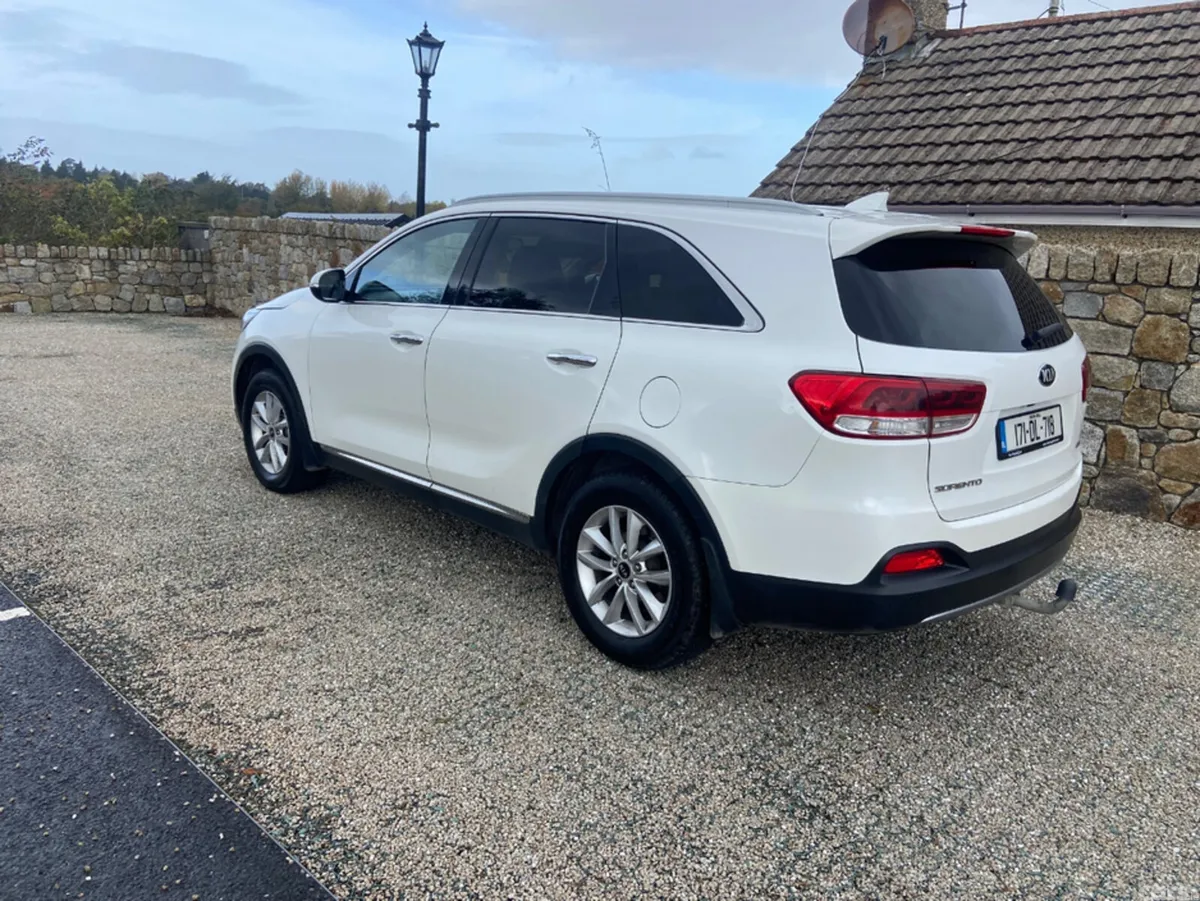 Kia Sorento SUV, Diesel, 2017, White