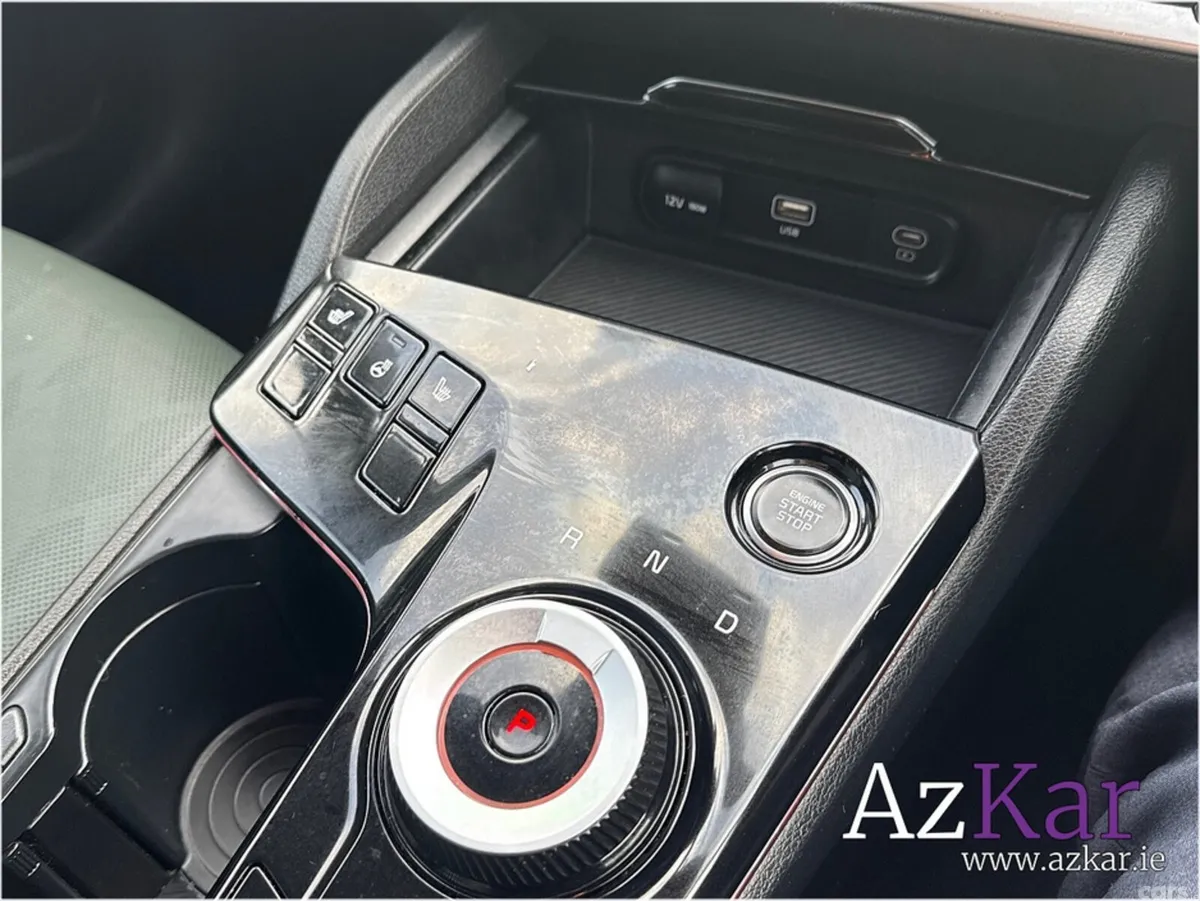 Kia Sportage SUV, Petrol Hybrid, 2024, Grey
