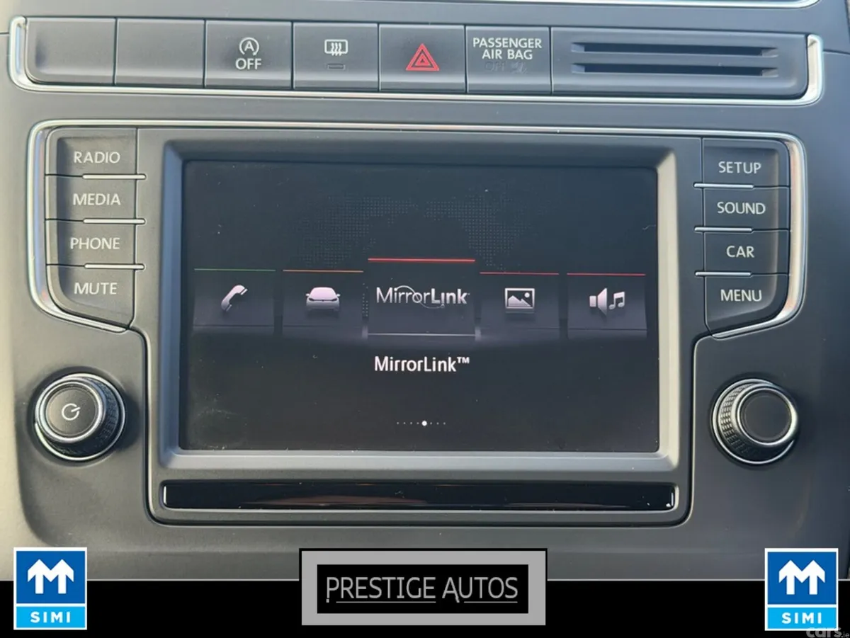 Volkswagen Polo Hatchback, Petrol, 2015, Blue