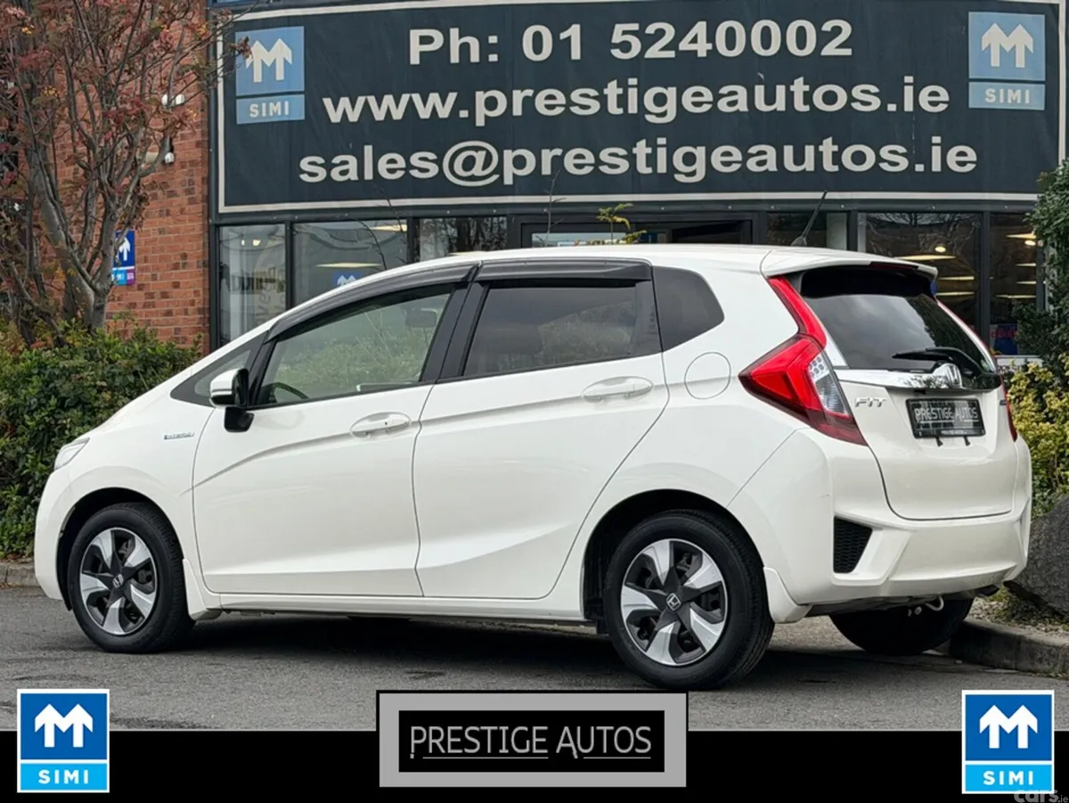 Honda Fit Hatchback, Petrol Hybrid, 2015, White