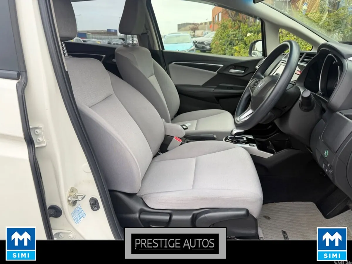 Honda Fit Hatchback, Petrol Hybrid, 2015, White