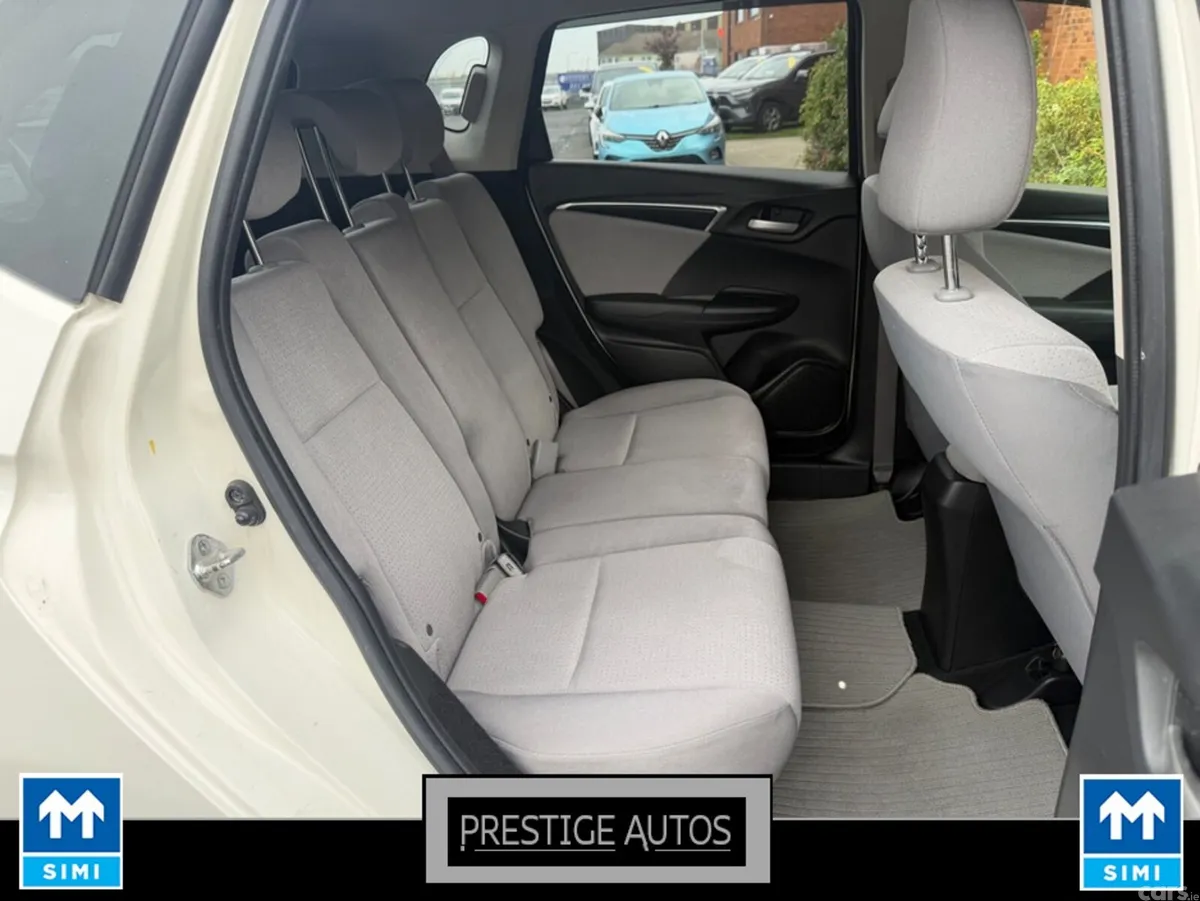 Honda Fit Hatchback, Petrol Hybrid, 2015, White