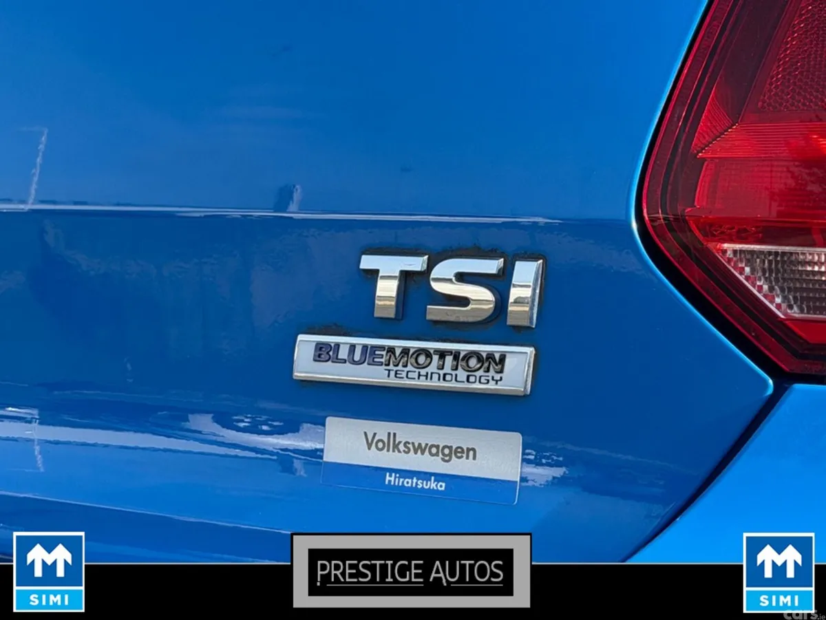 Volkswagen Polo Hatchback, Petrol, 2015, Blue