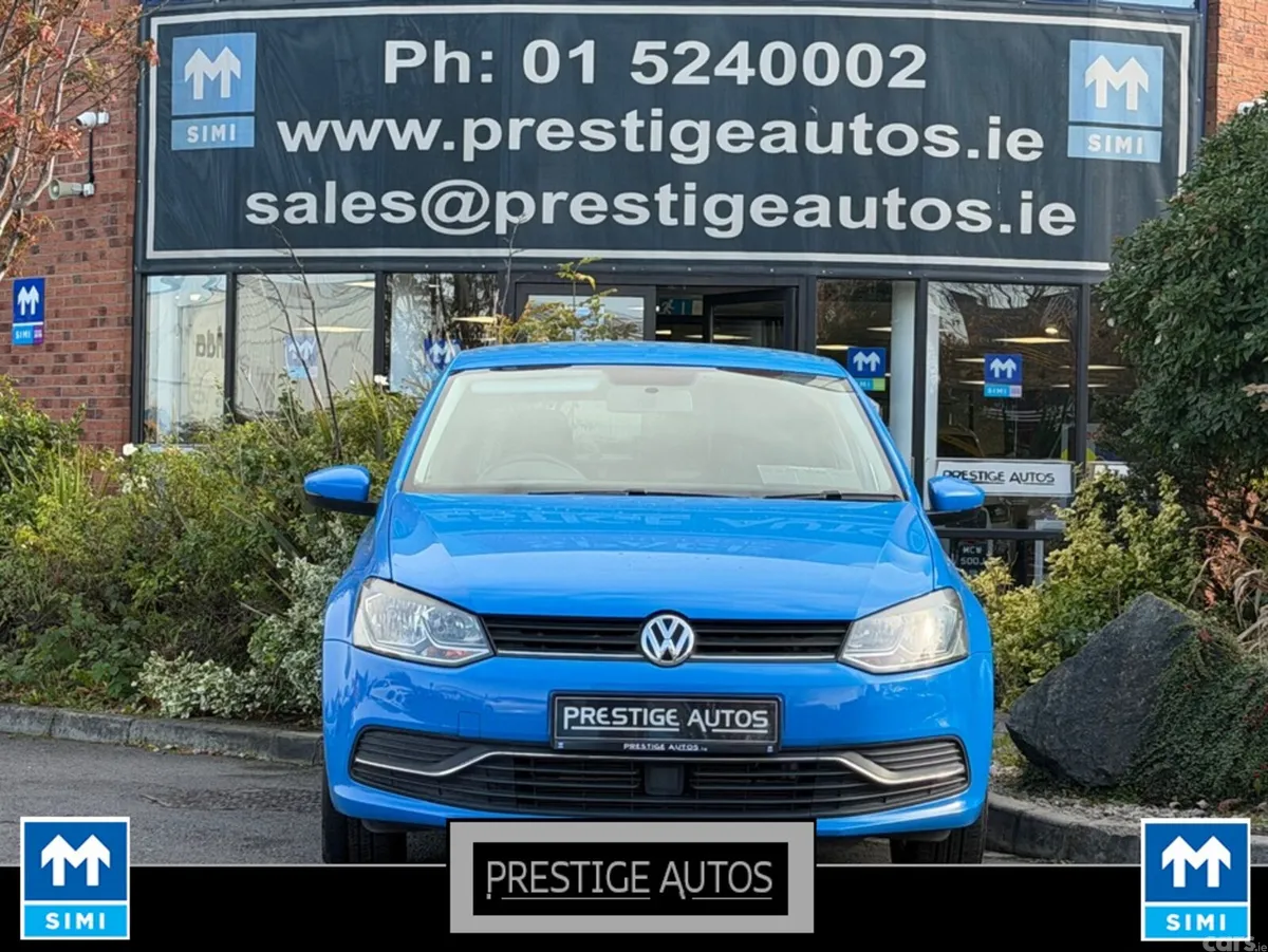 Volkswagen Polo Hatchback, Petrol, 2015, Blue