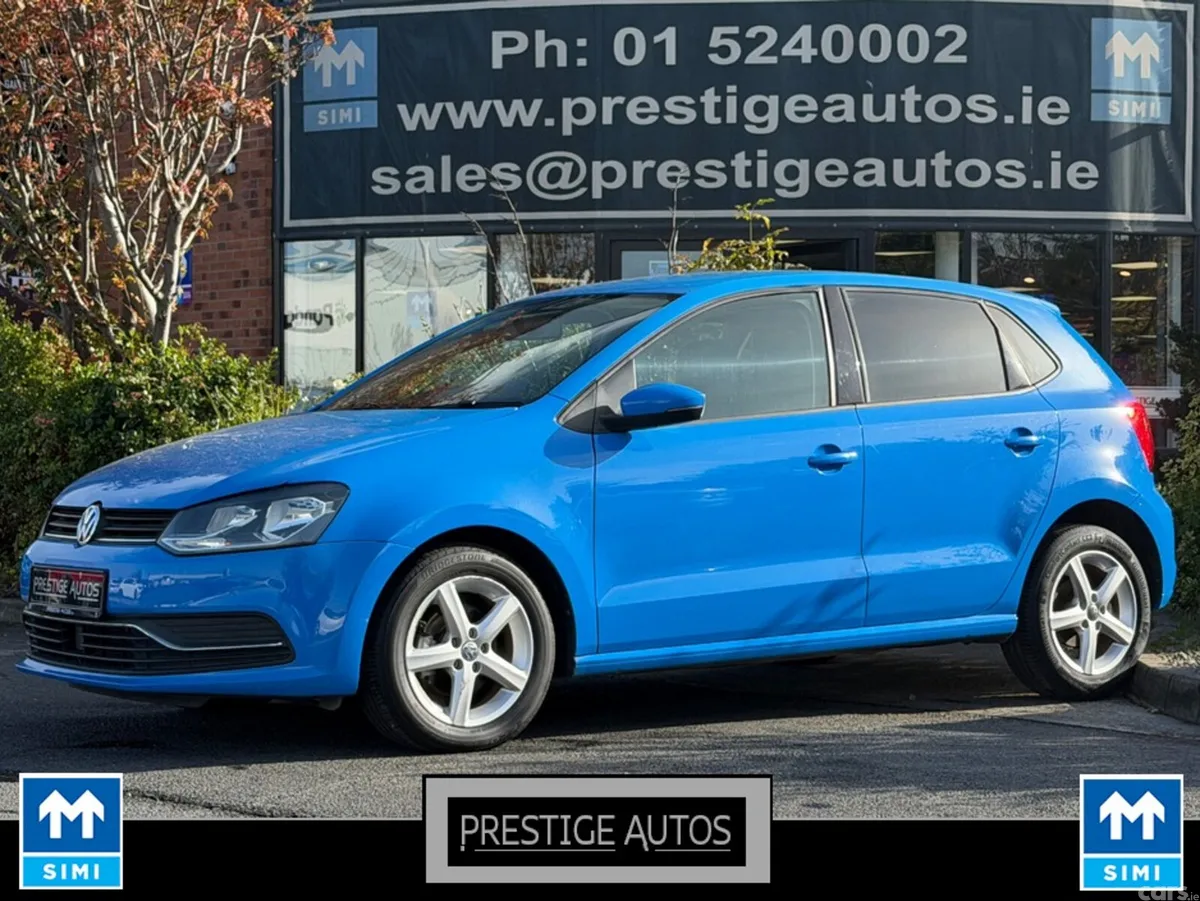 Volkswagen Polo Hatchback, Petrol, 2015, Blue