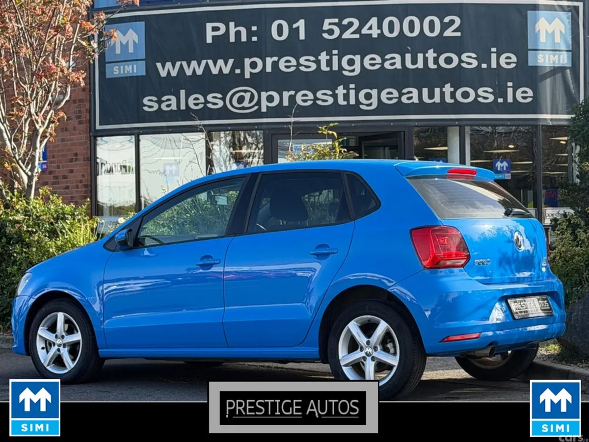 Volkswagen Polo Hatchback, Petrol, 2015, Blue