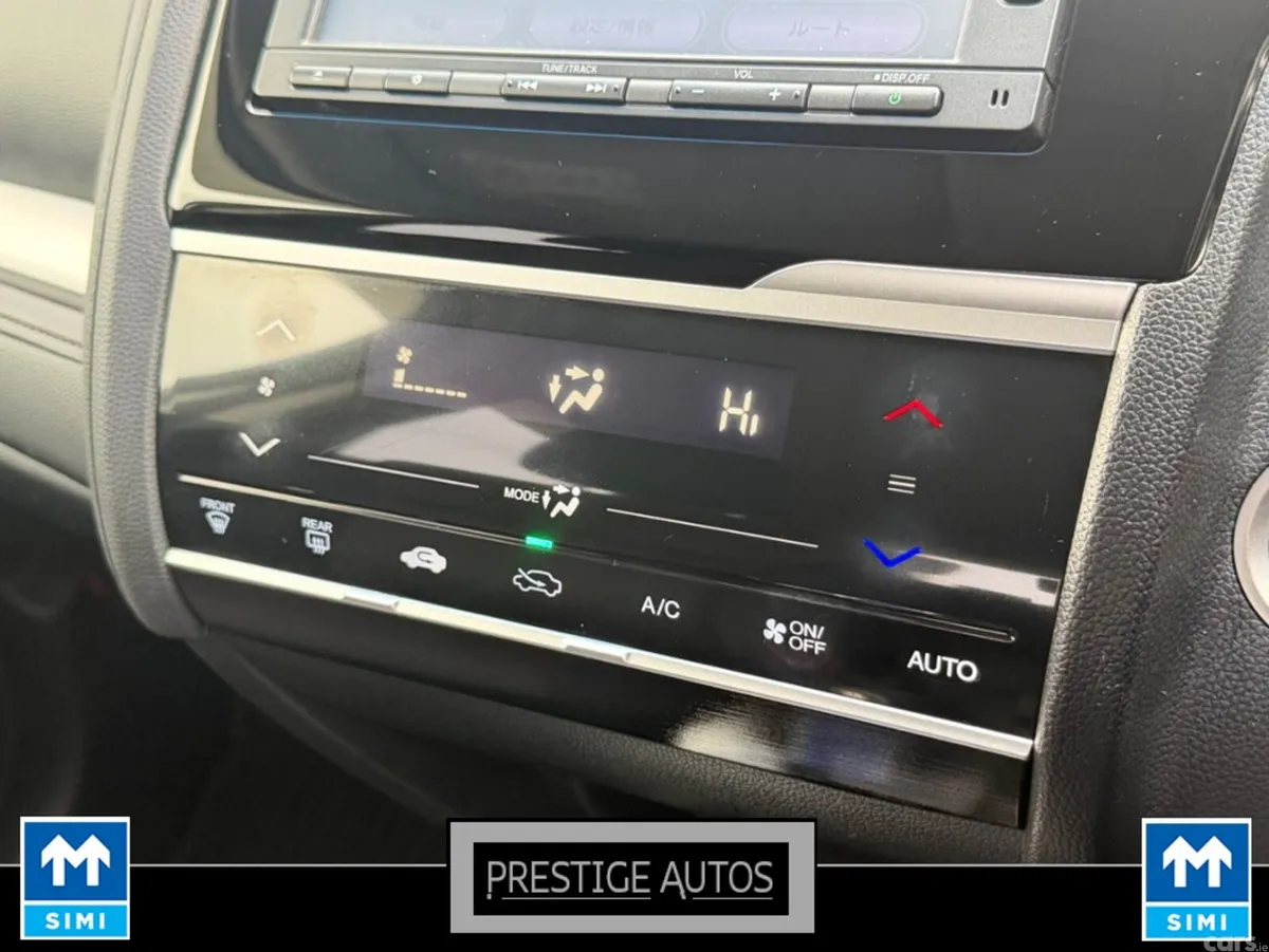 Honda Fit Hatchback, Petrol Hybrid, 2015, White