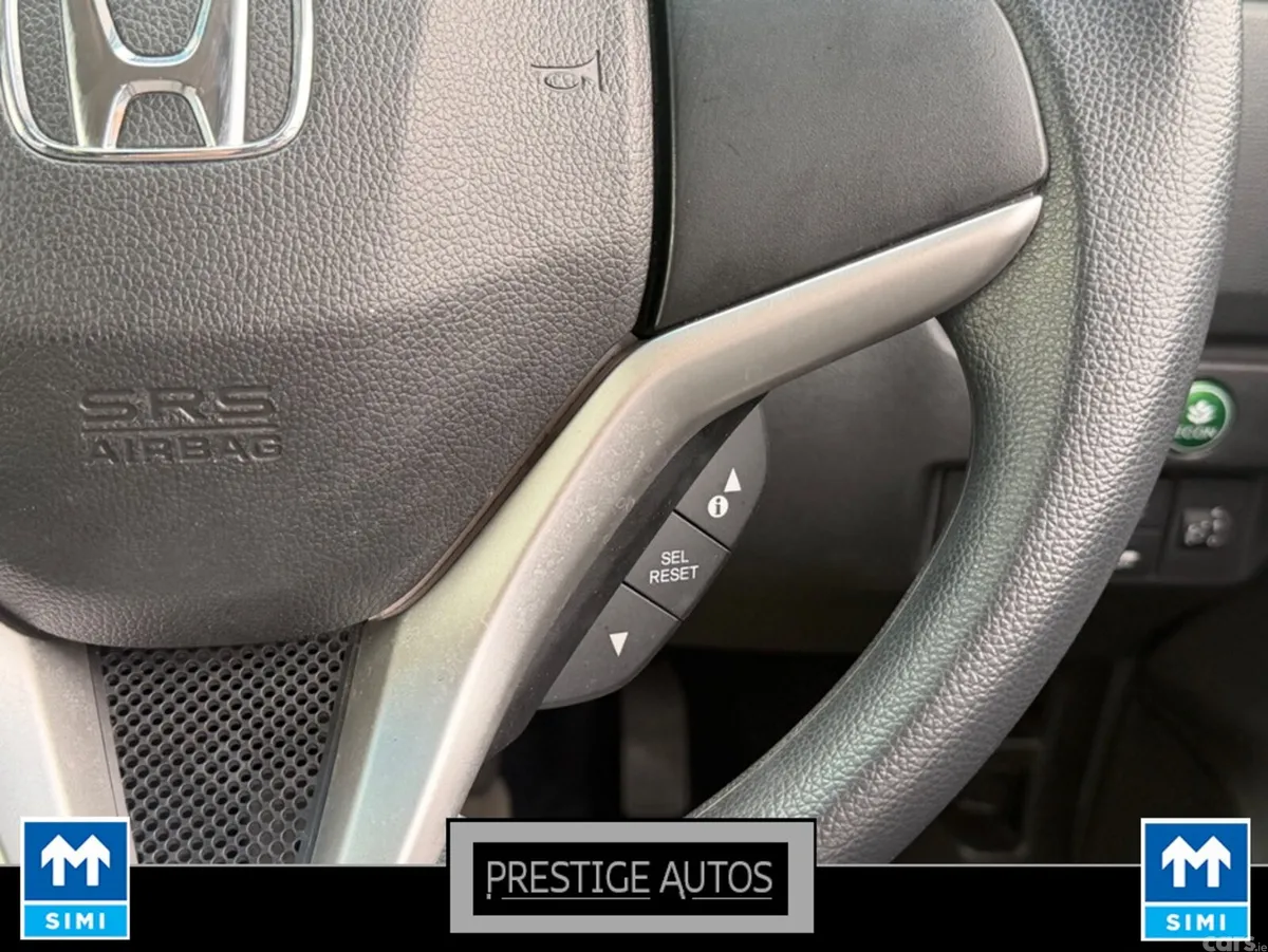 Honda Fit Hatchback, Petrol Hybrid, 2015, White