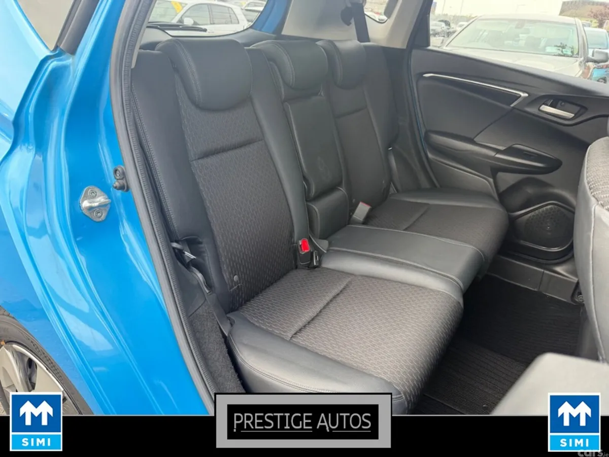 Honda Fit Hatchback, Petrol Hybrid, 2015, Blue