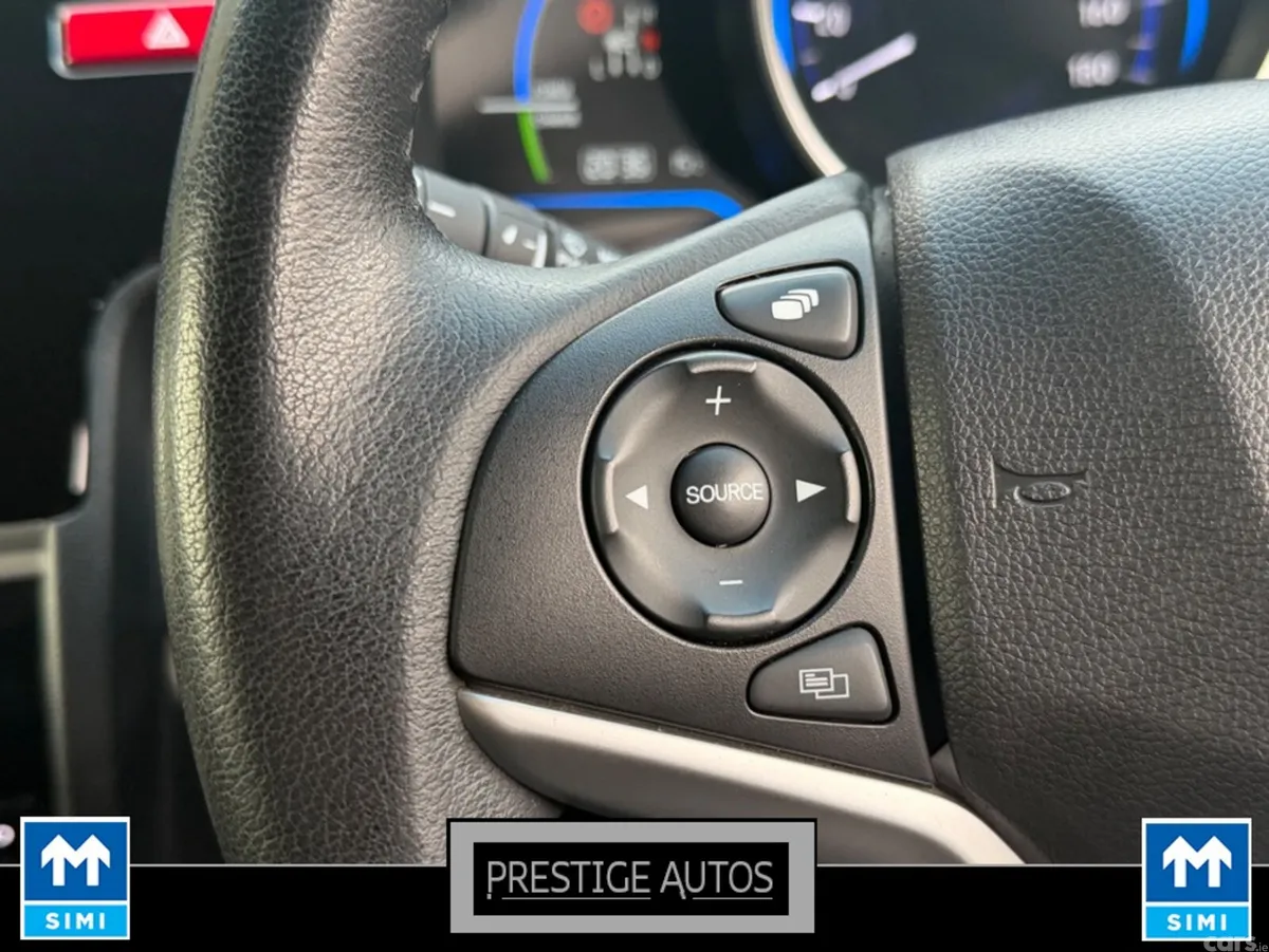 Honda Fit Hatchback, Petrol Hybrid, 2015, Blue