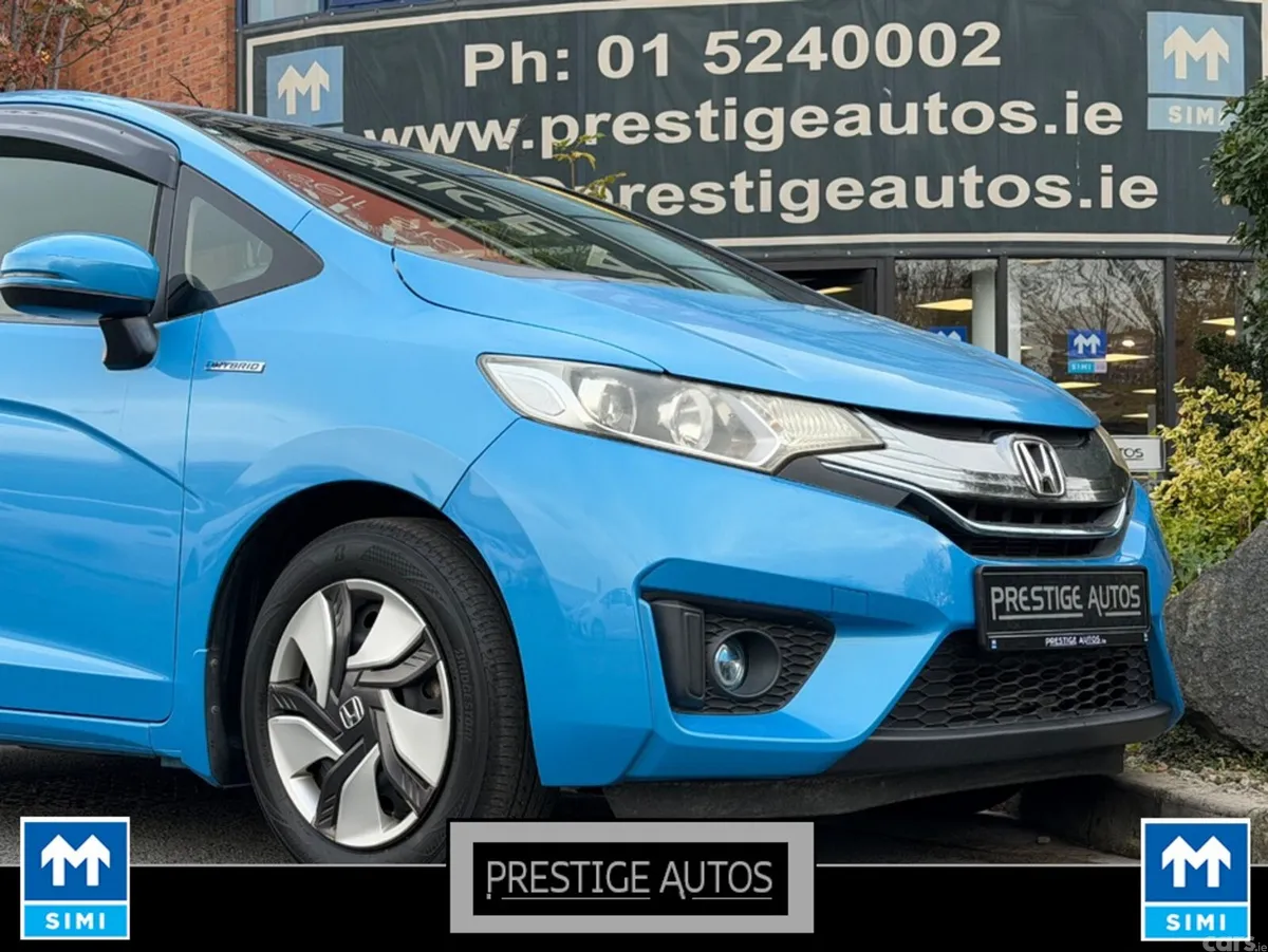 Honda Fit Hatchback, Petrol Hybrid, 2015, Blue