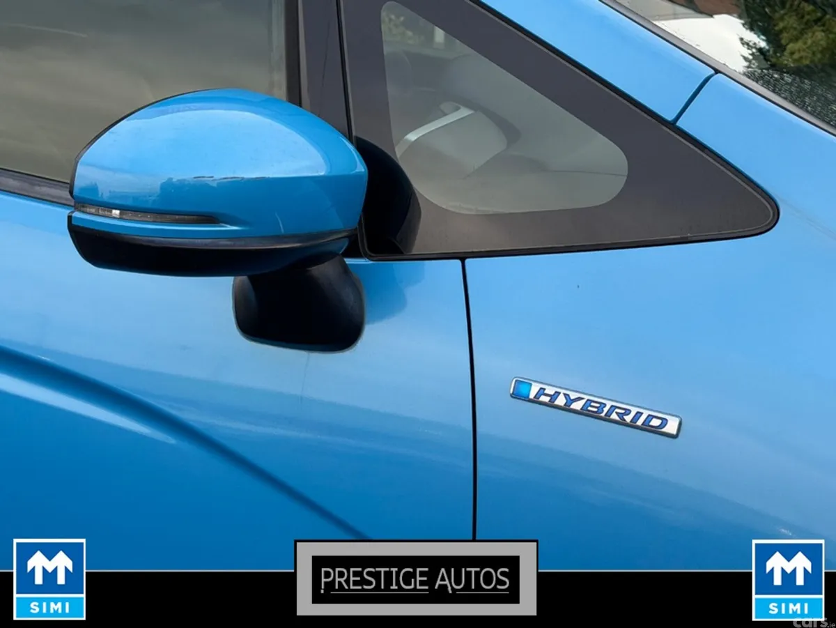 Honda Fit Hatchback, Petrol Hybrid, 2015, Blue