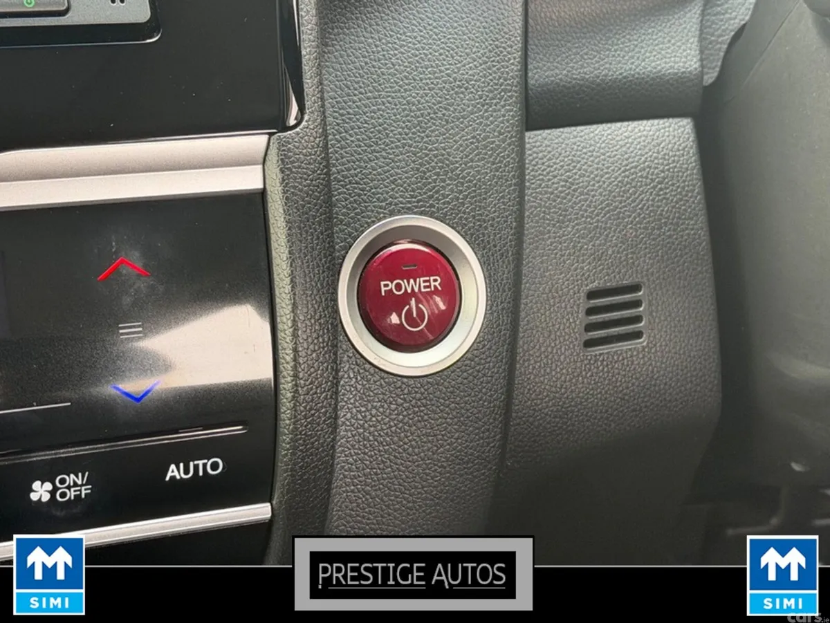 Honda Fit Hatchback, Petrol Hybrid, 2015, White