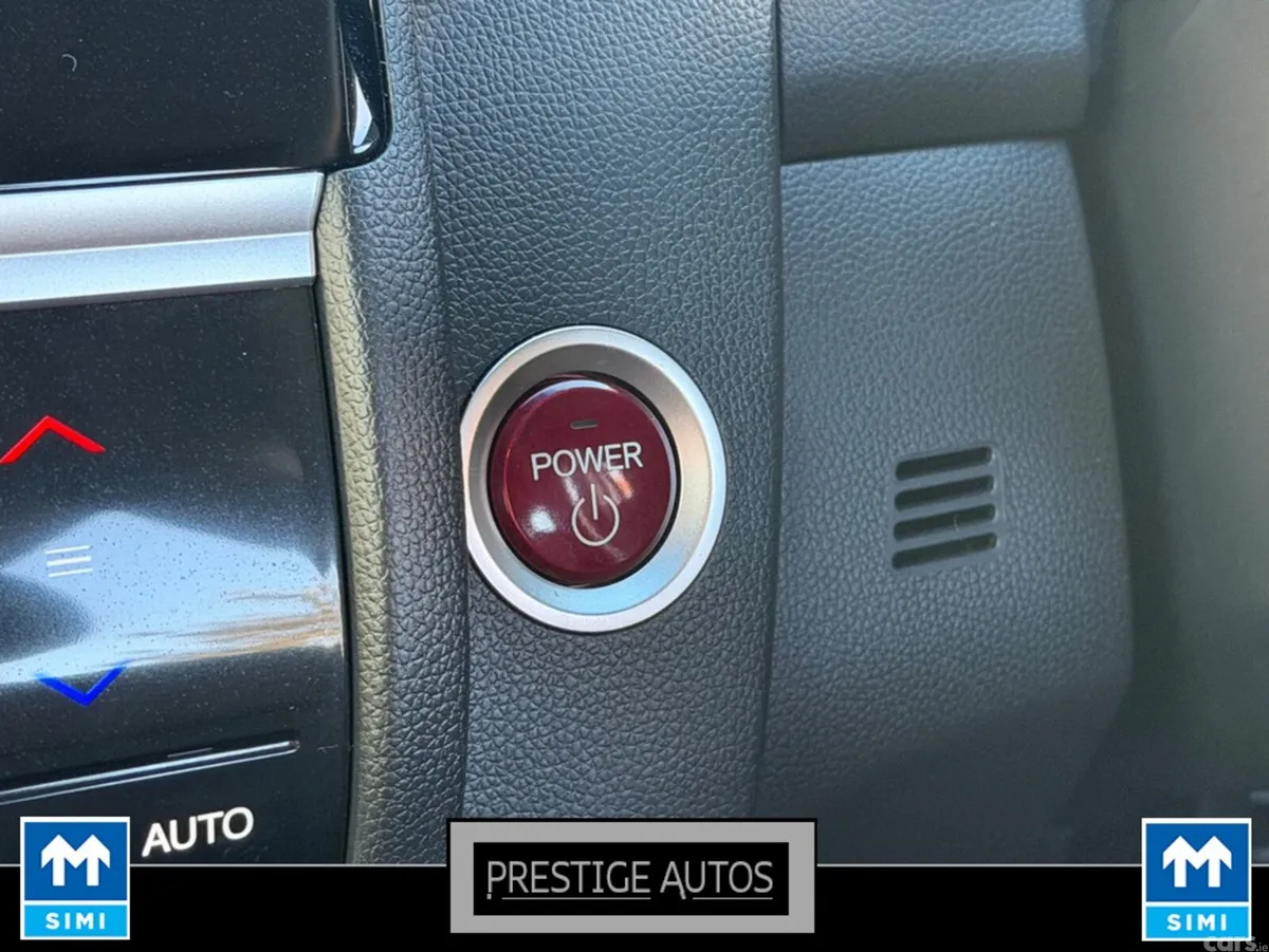 Honda Fit Hatchback, Petrol Hybrid, 2015, Silver