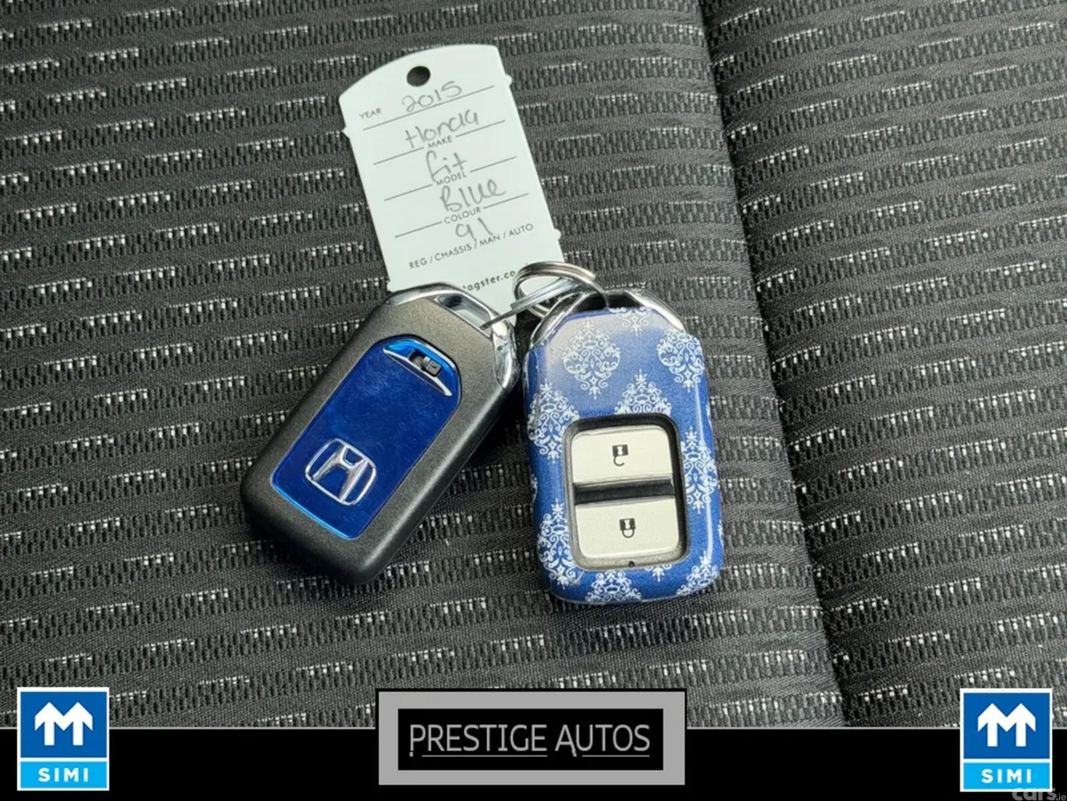 Honda Fit Hatchback, Petrol Hybrid, 2015, Blue