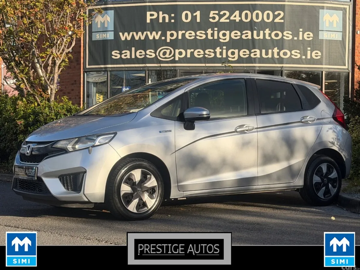Honda Fit Hatchback, Petrol Hybrid, 2015, Silver