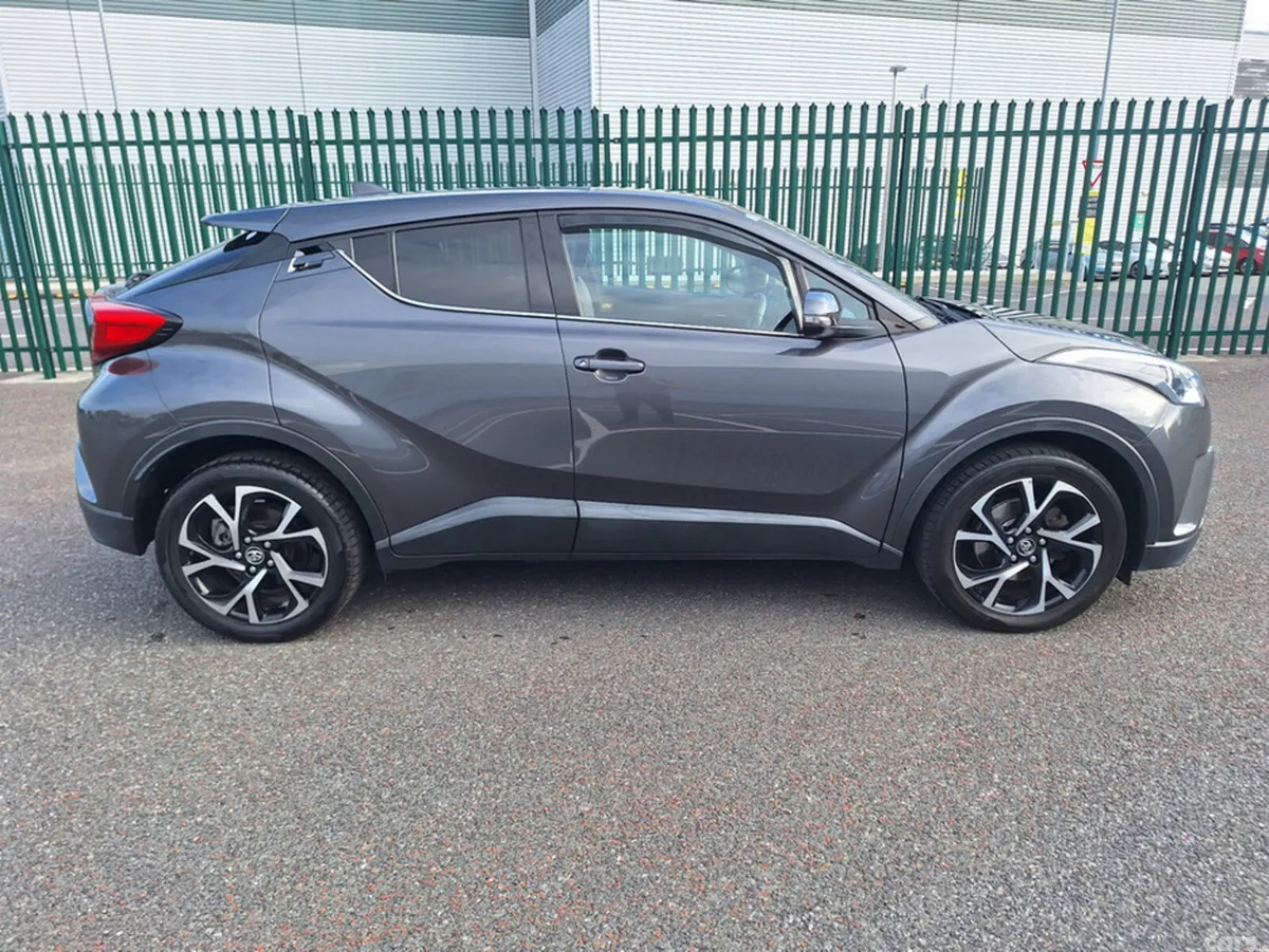 Toyota C-HR Hatchback, Petrol, 2019, Grey