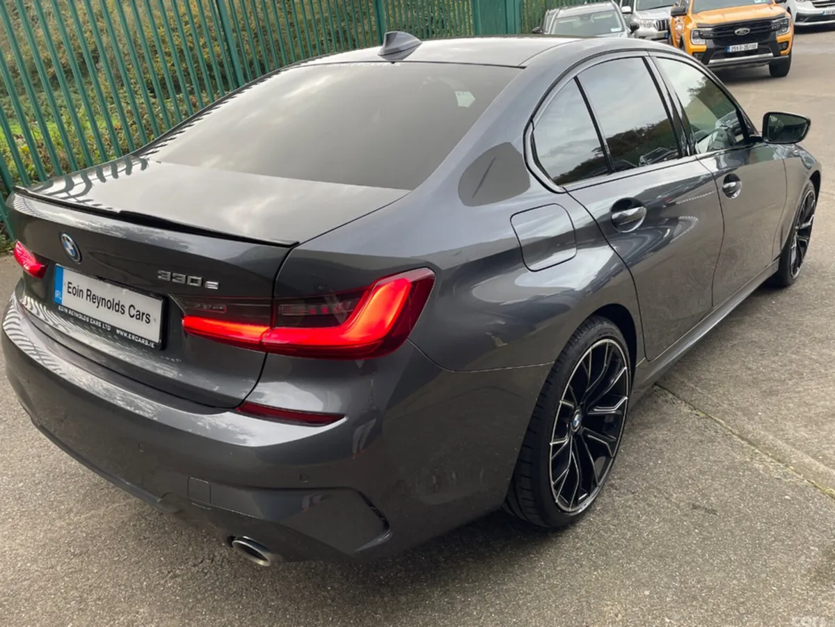 BMW 3-Series Saloon, Petrol Plug-in Hybrid, 2021, Grey